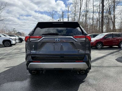 2019 Toyota RAV4 Hybrid XSE