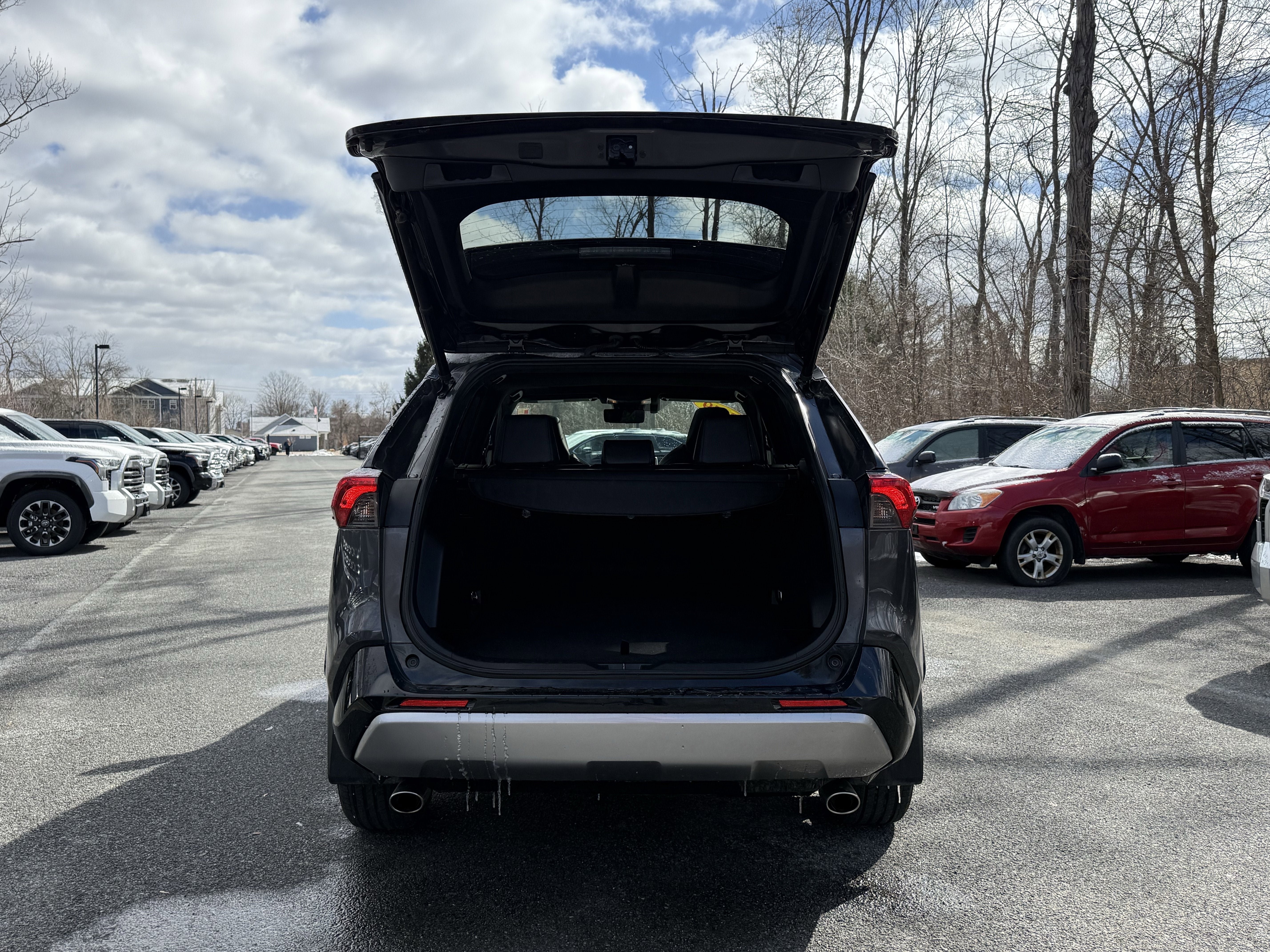 2019 Toyota RAV4 Hybrid XSE