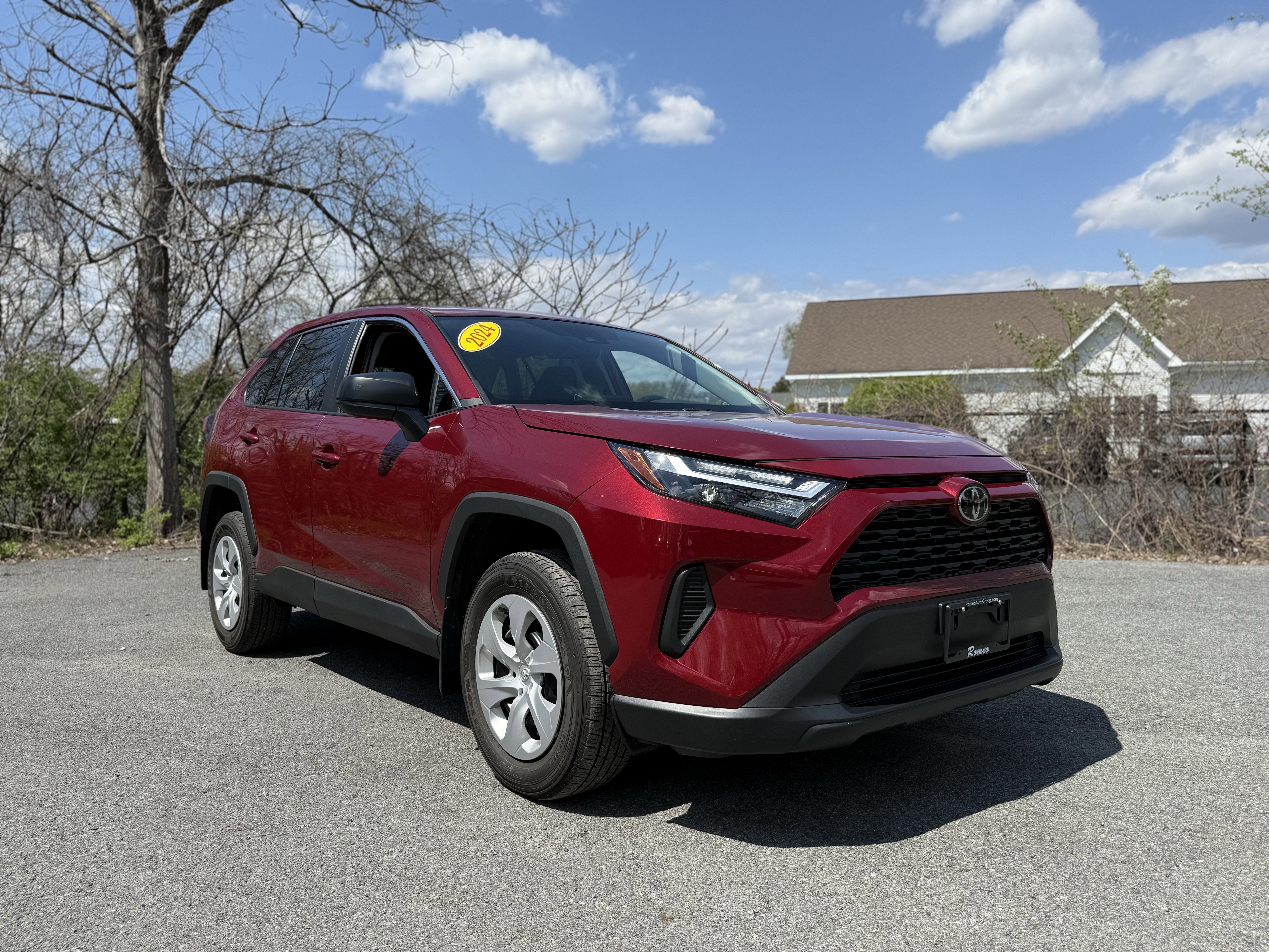 2024 Toyota RAV4 LE