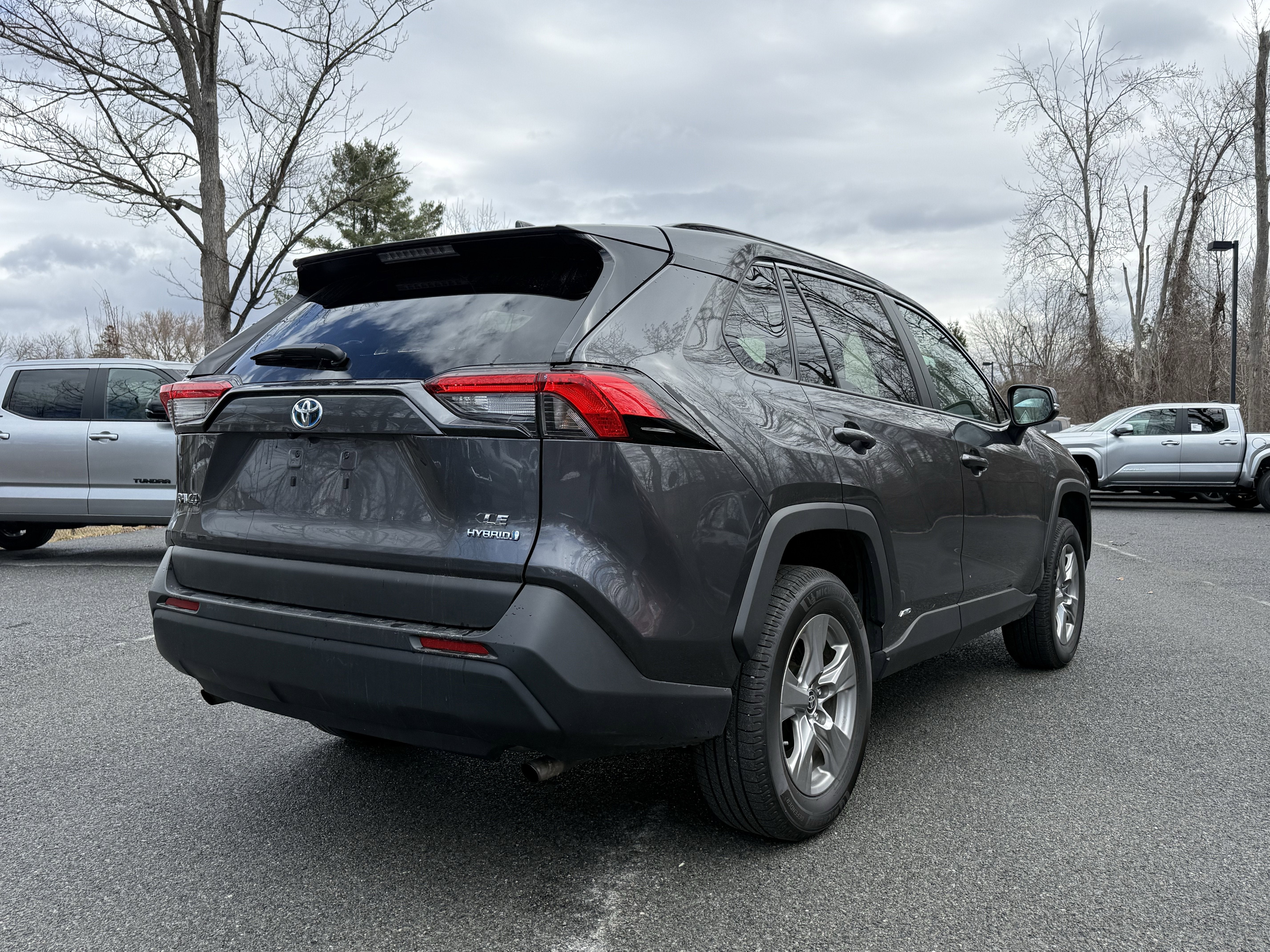 2024 Toyota RAV4 Hybrid LE