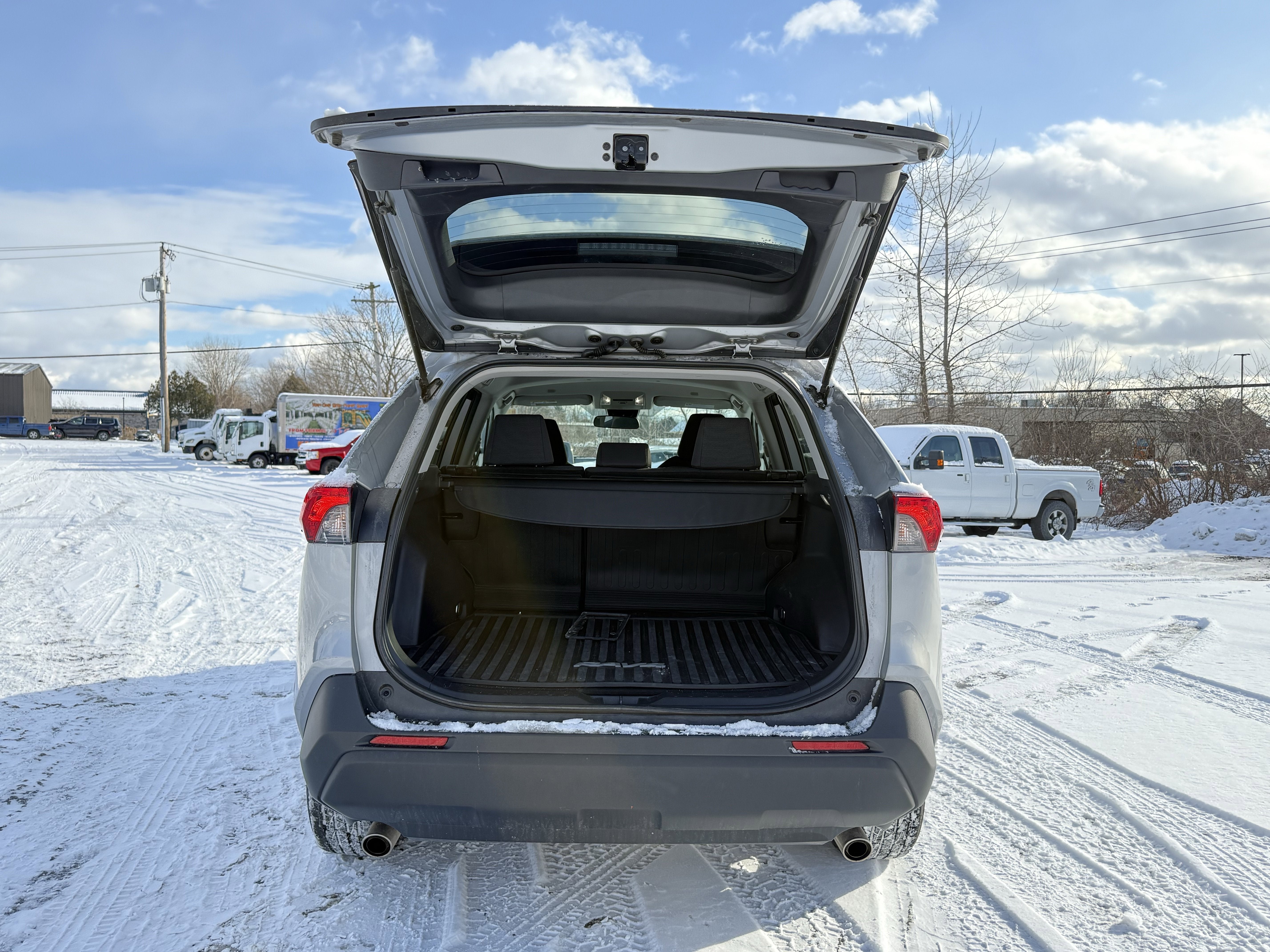 2024 Toyota RAV4 Hybrid LE