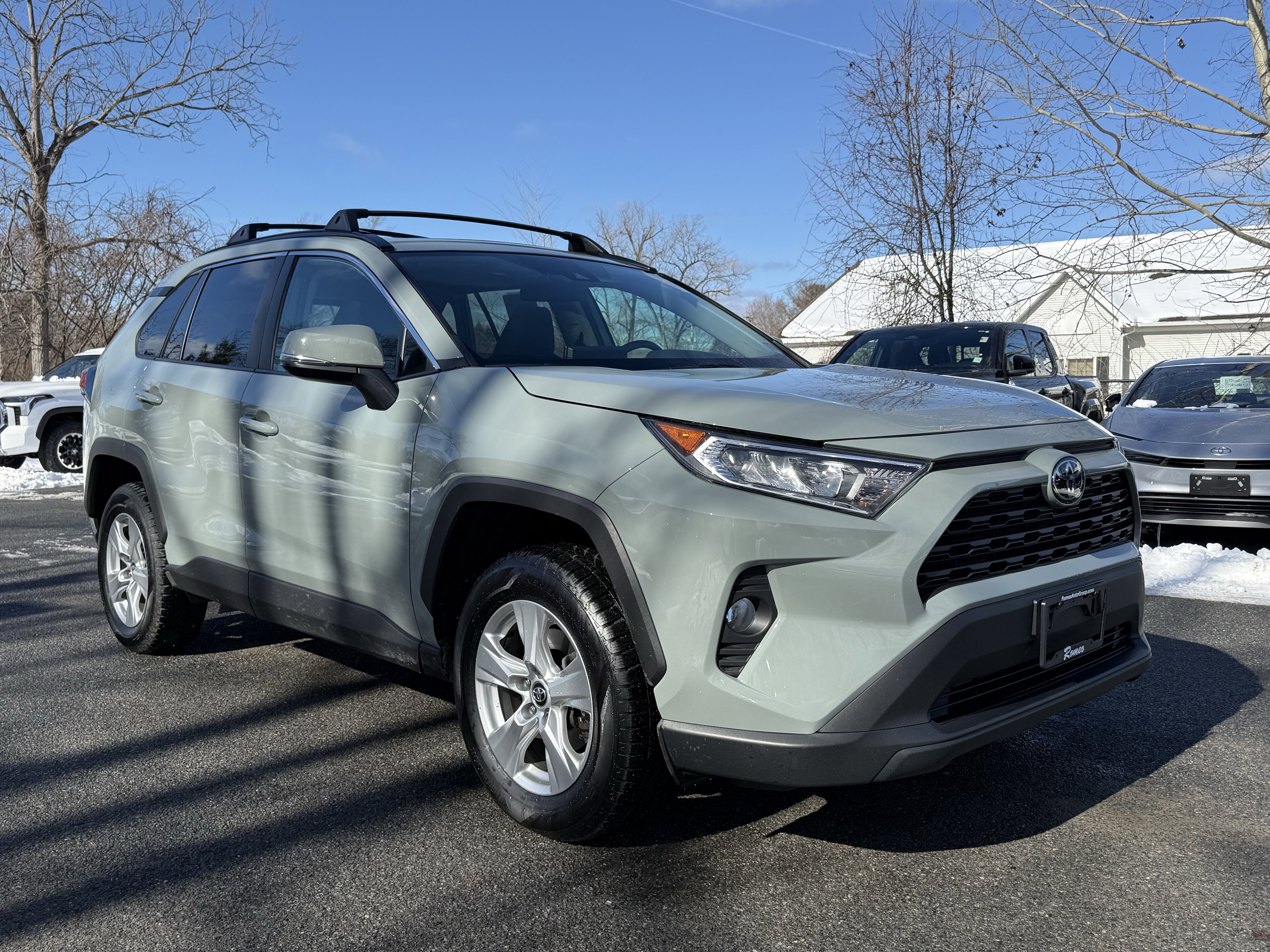 2020 Toyota RAV4 XLE