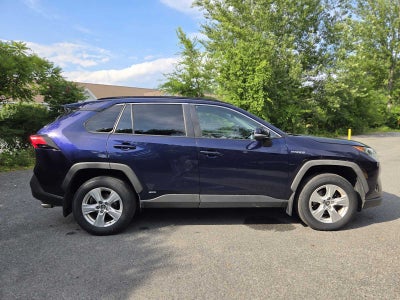2019 Toyota RAV4 Hybrid XLE