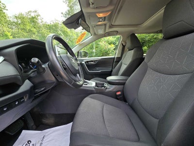 2019 Toyota RAV4 Hybrid XLE