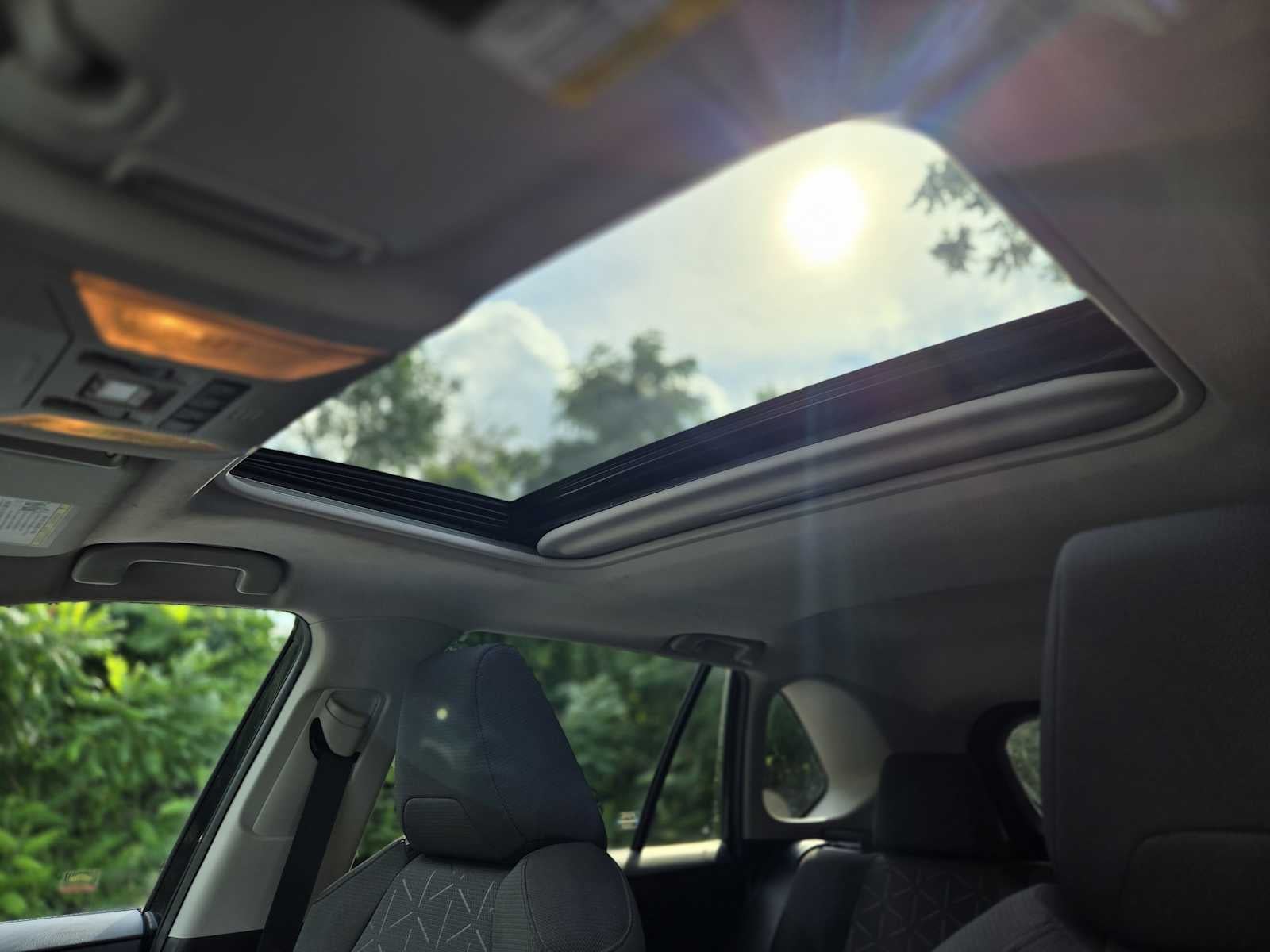 2019 Toyota RAV4 Hybrid XLE