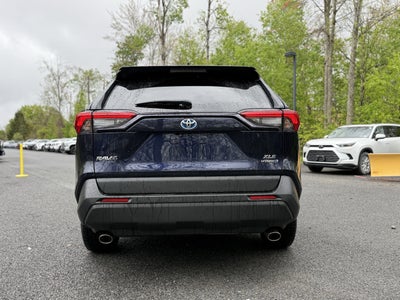 2022 Toyota RAV4 Hybrid XLE