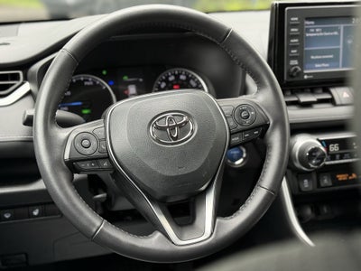 2022 Toyota RAV4 Hybrid XLE