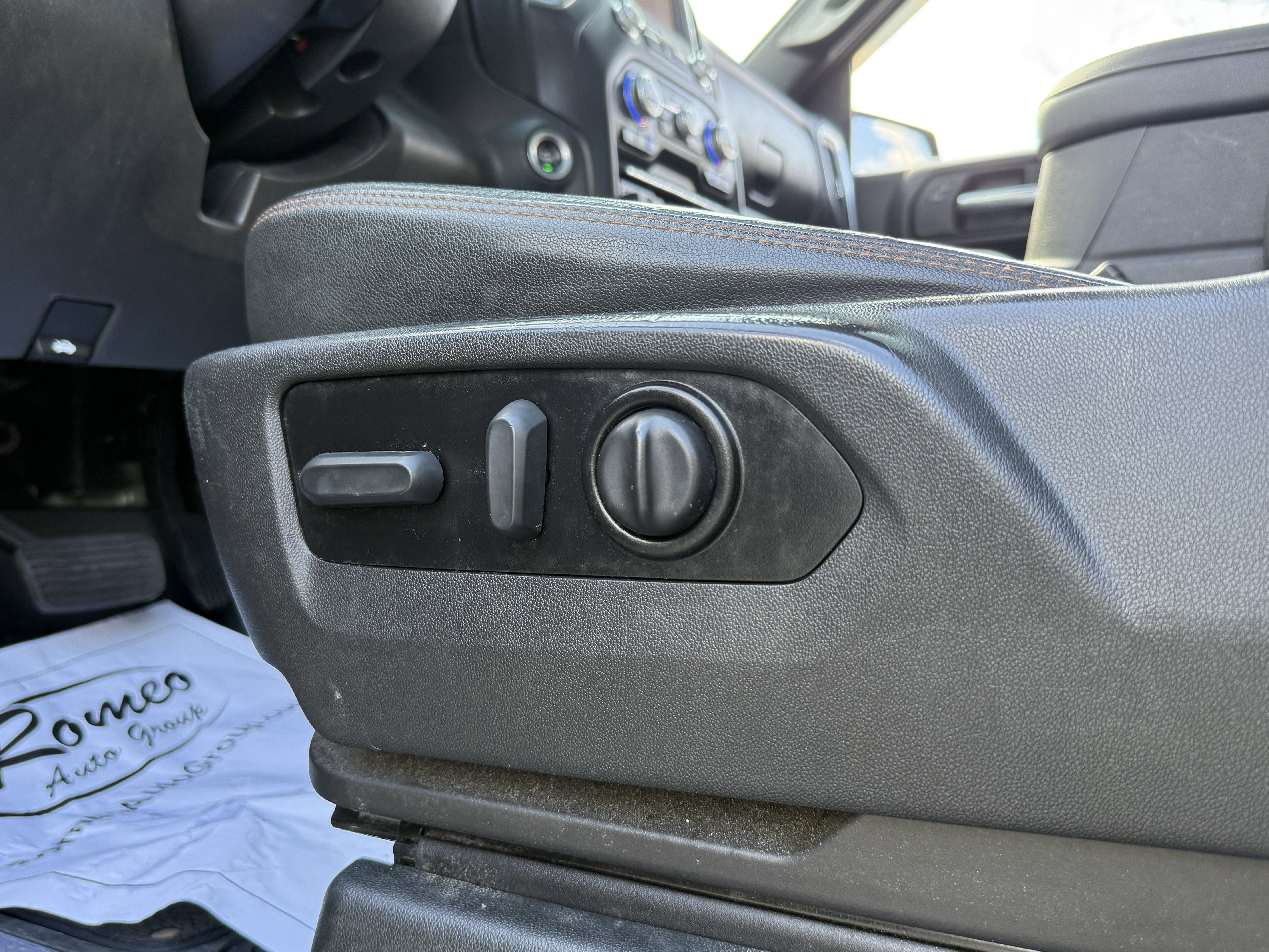 2022 GMC Sierra 1500 Limited AT4