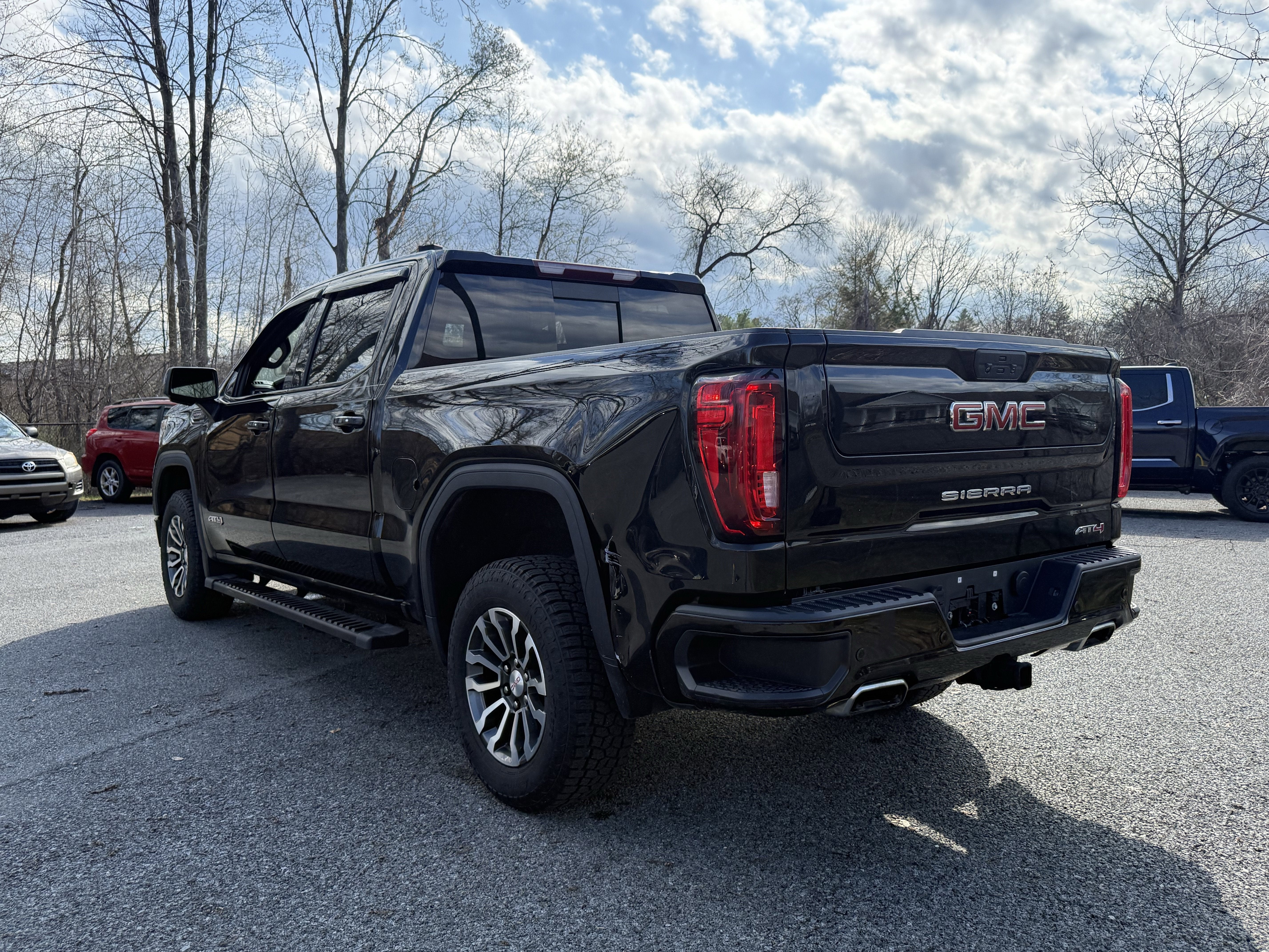 2022 GMC Sierra 1500 Limited AT4