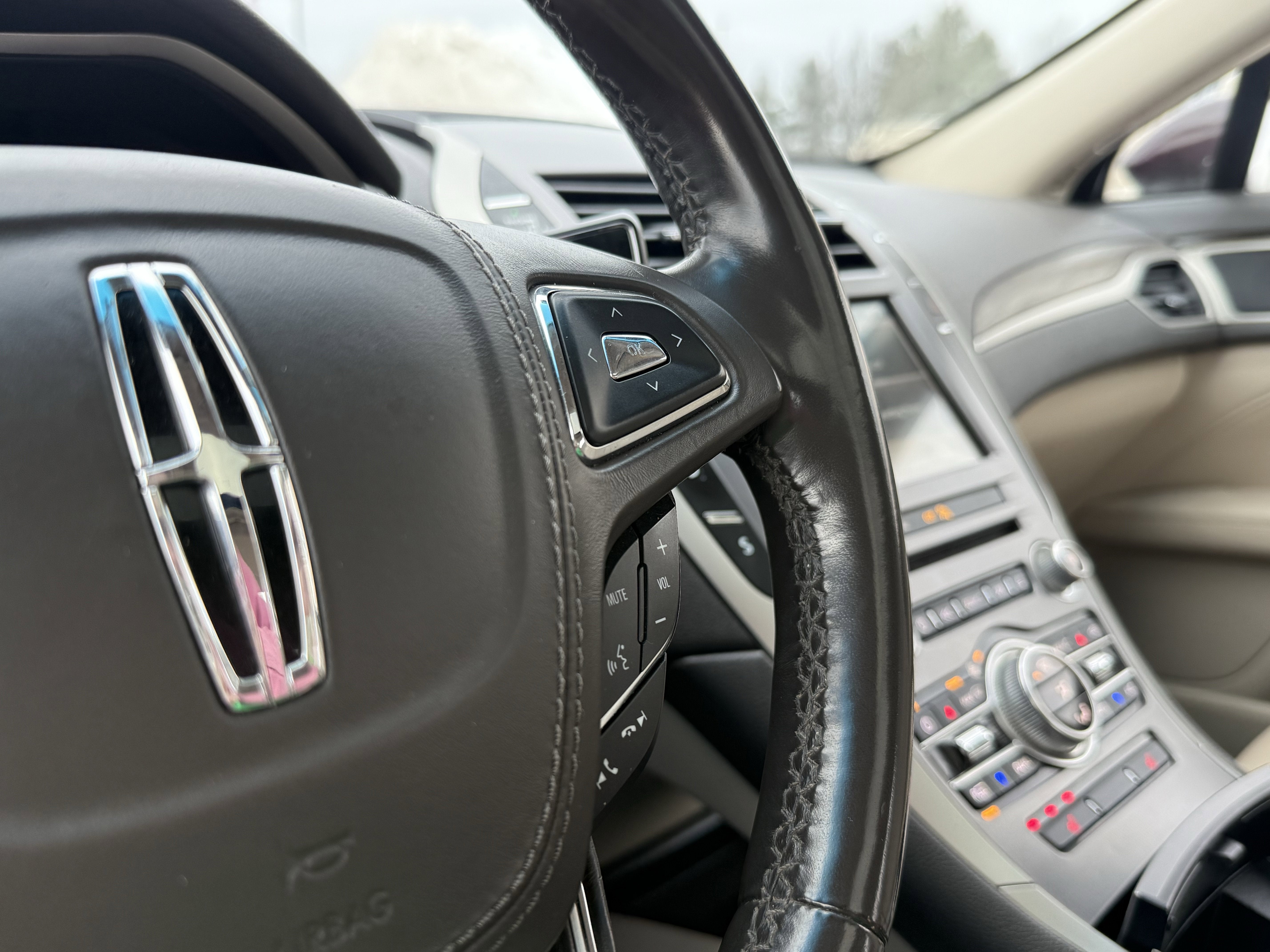 2017 Lincoln MKZ Select