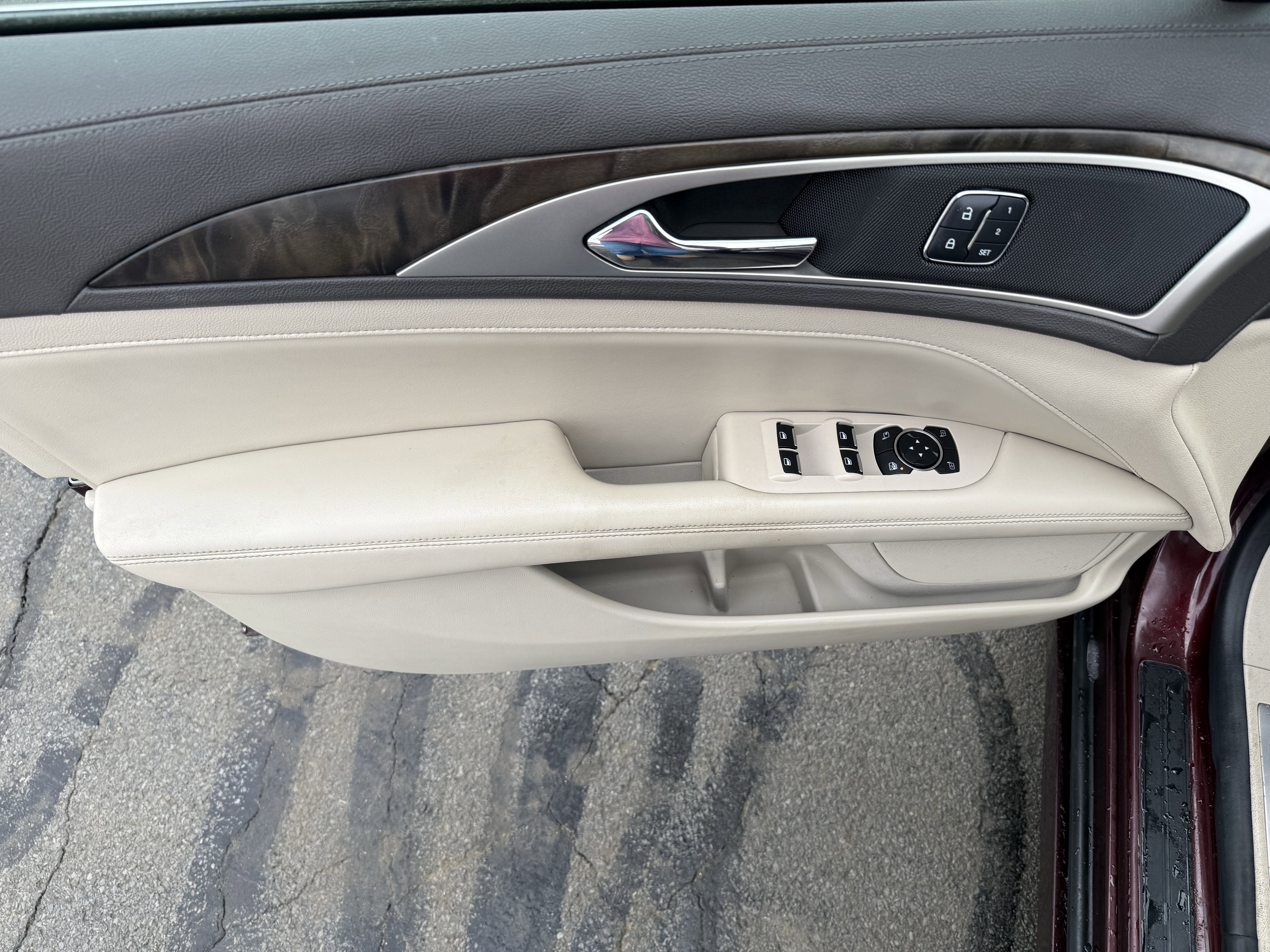 2017 Lincoln MKZ Select