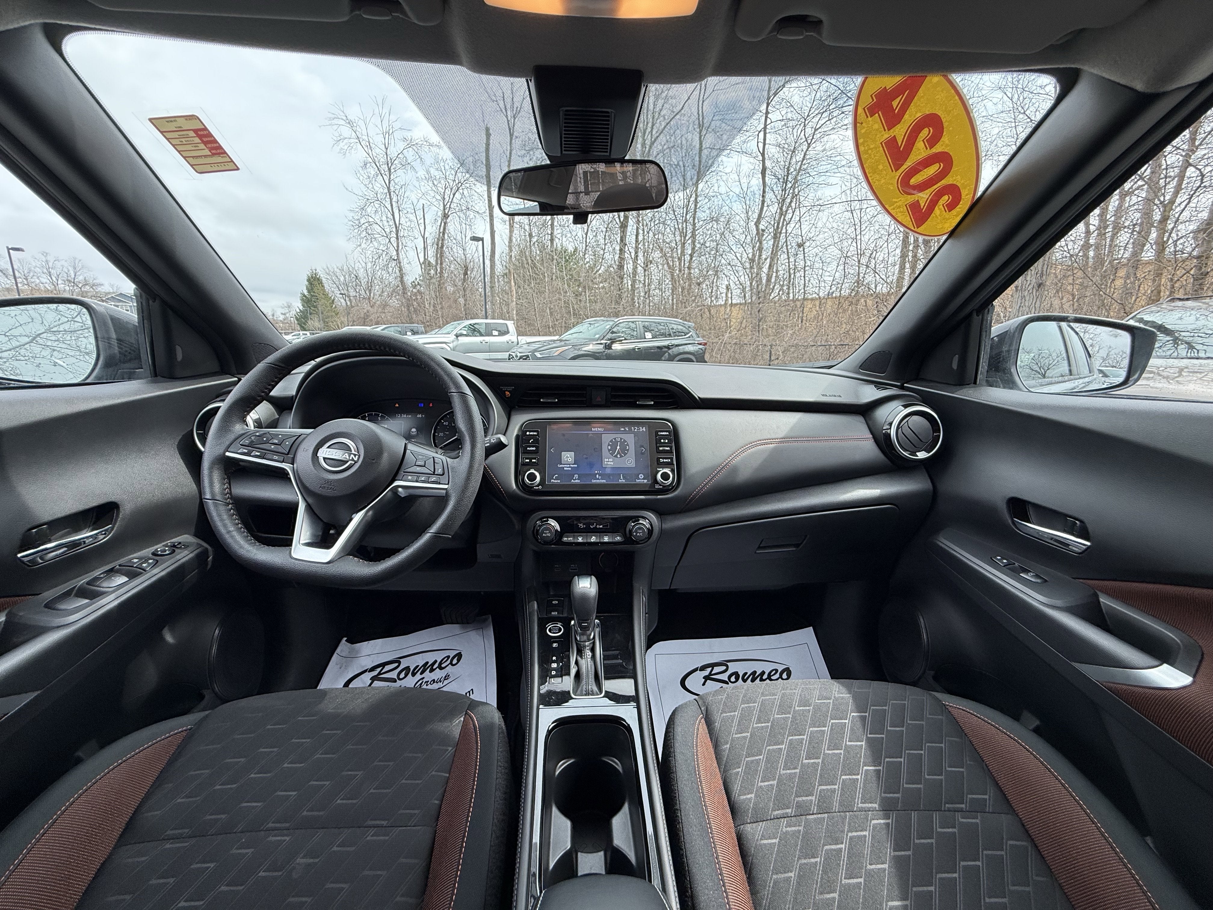 2024 Nissan Kicks SR