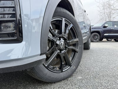 2024 Nissan Kicks SR