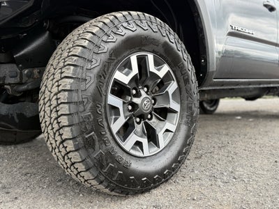 2022 Toyota Tacoma TRD Off-Road V6