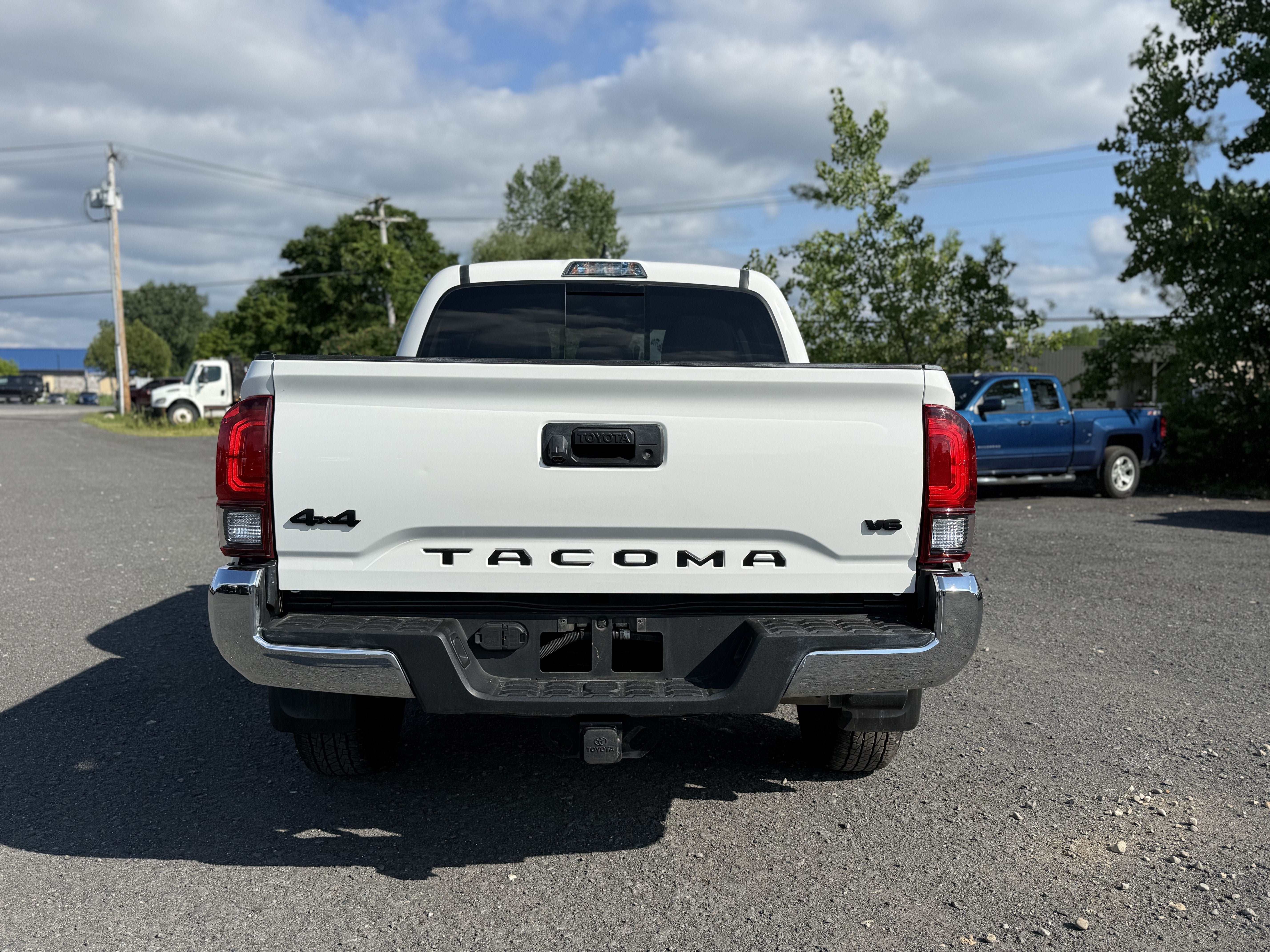 2022 Toyota Tacoma SR5 V6