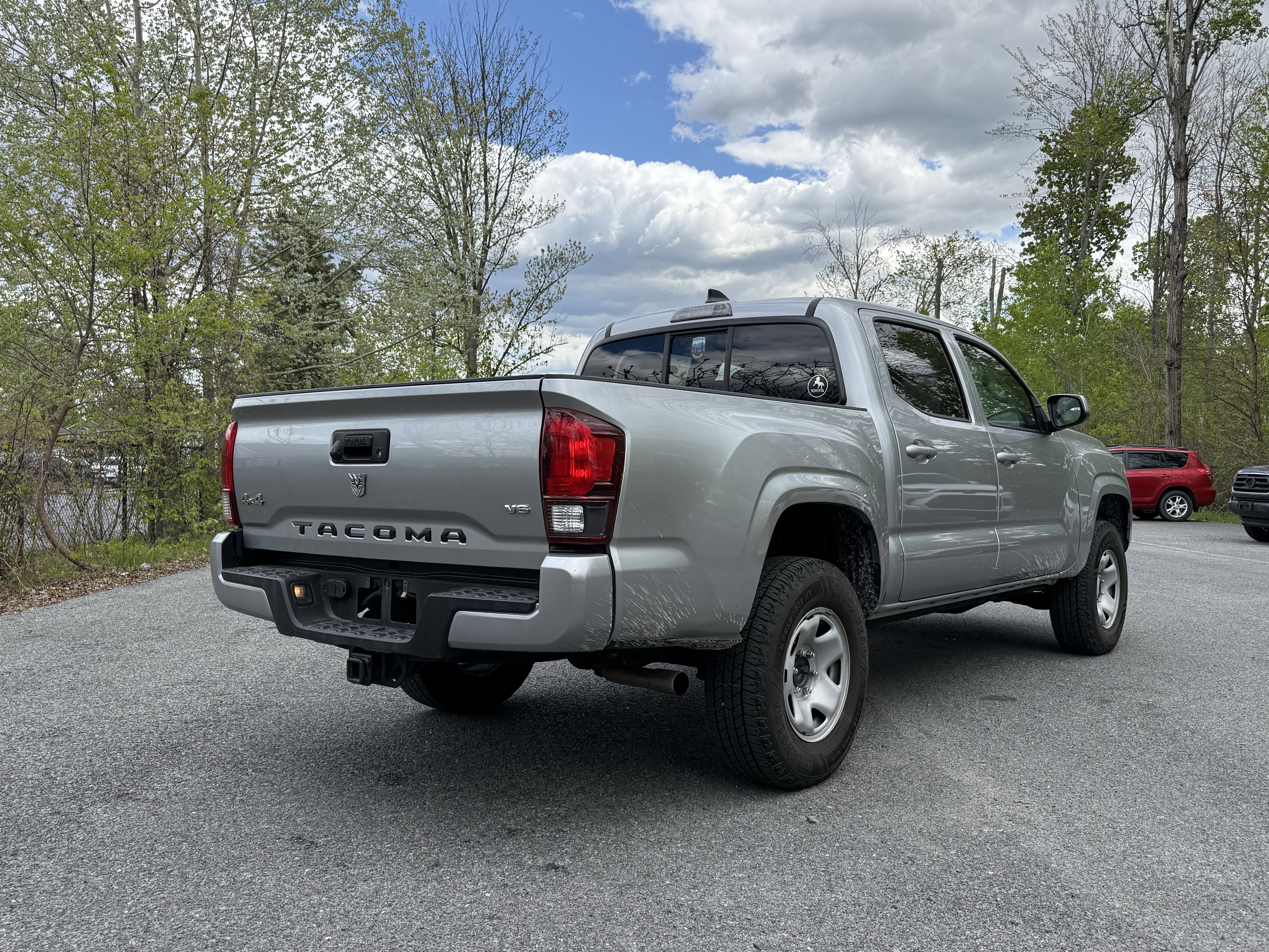 2022 Toyota Tacoma SR V6