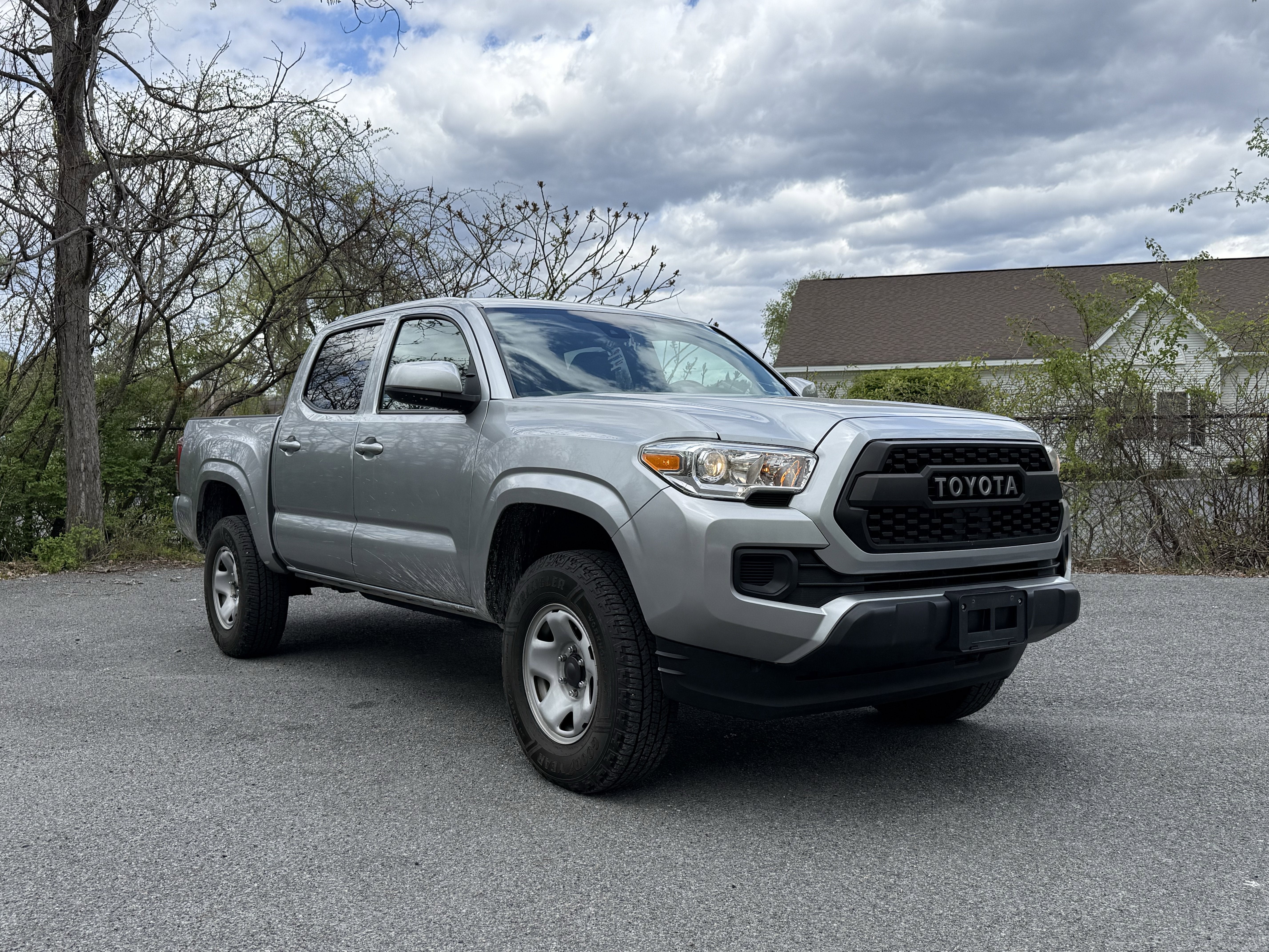 2022 Toyota Tacoma SR V6