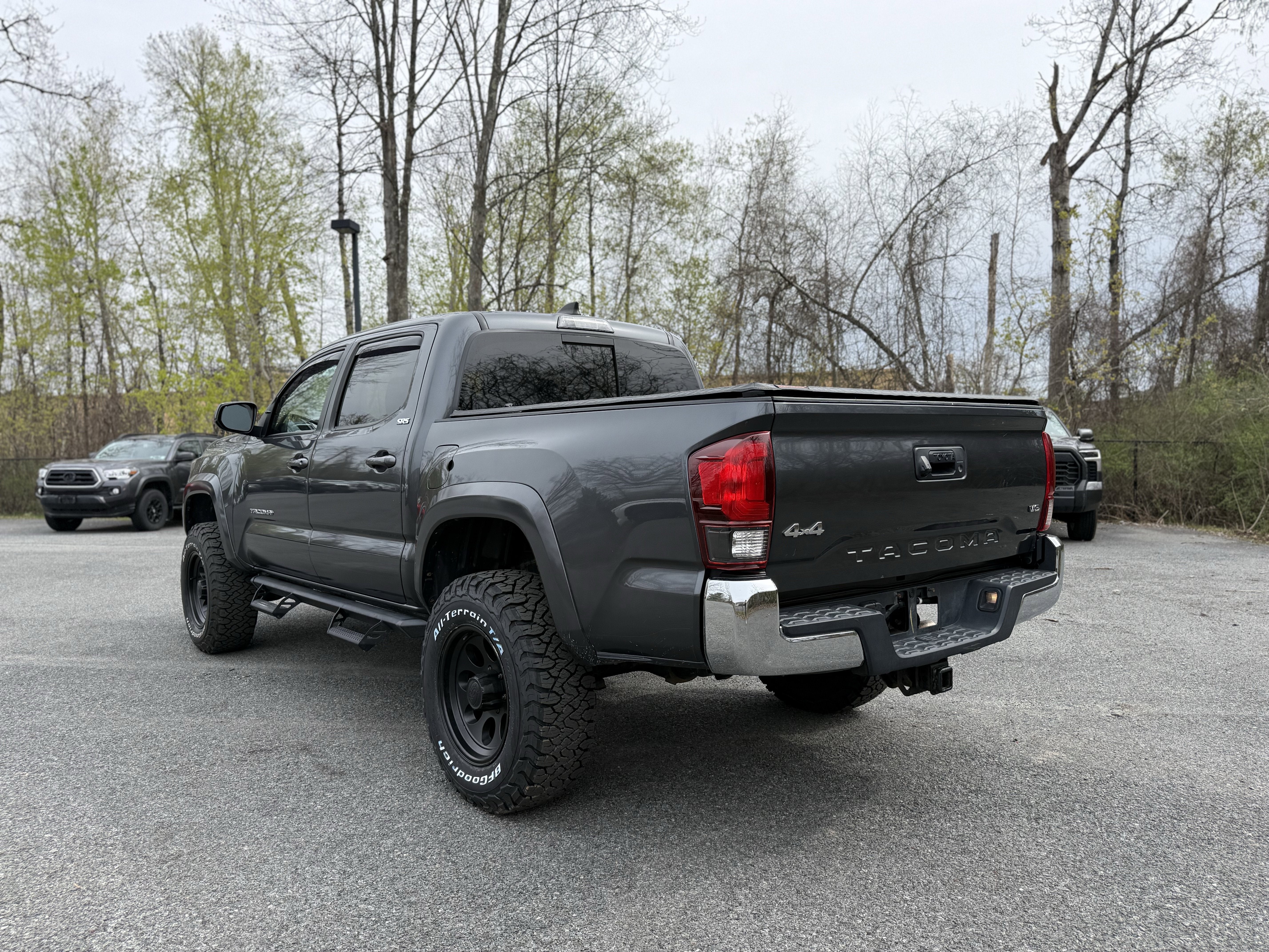 2022 Toyota Tacoma SR5 V6