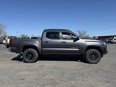 2022 Toyota Tacoma SR5 V6