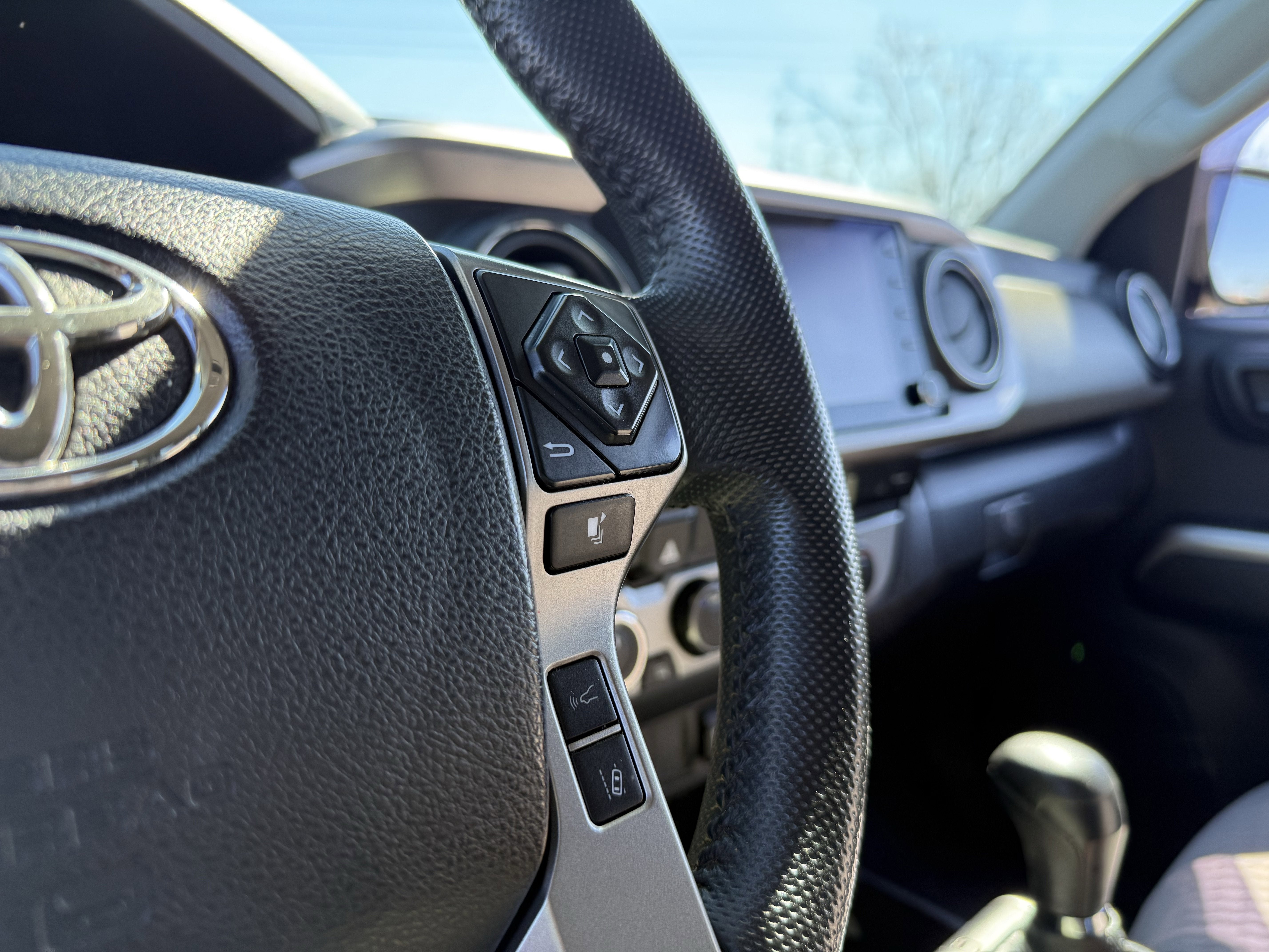 2022 Toyota Tacoma SR5 V6