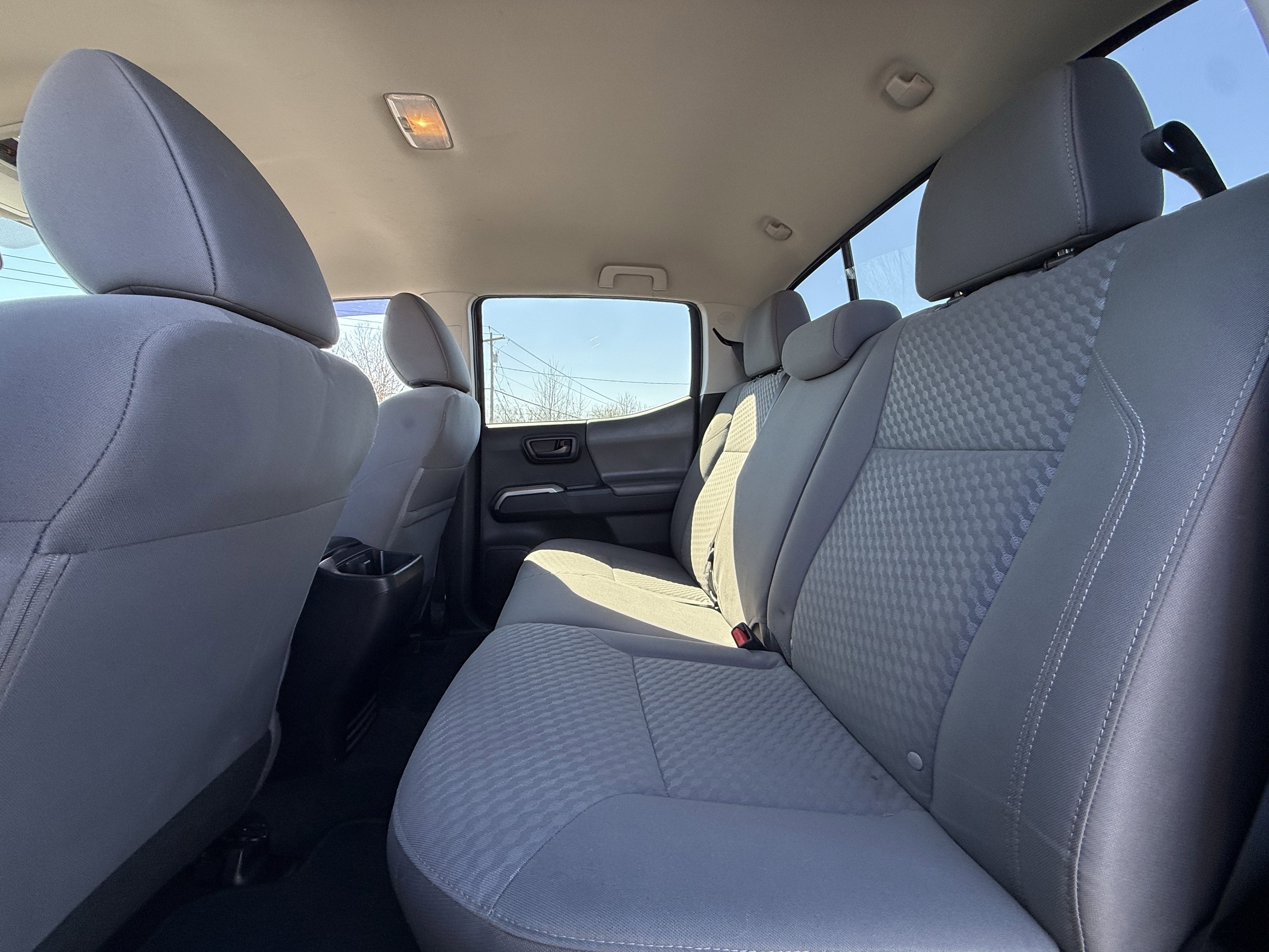 2022 Toyota Tacoma SR5 V6