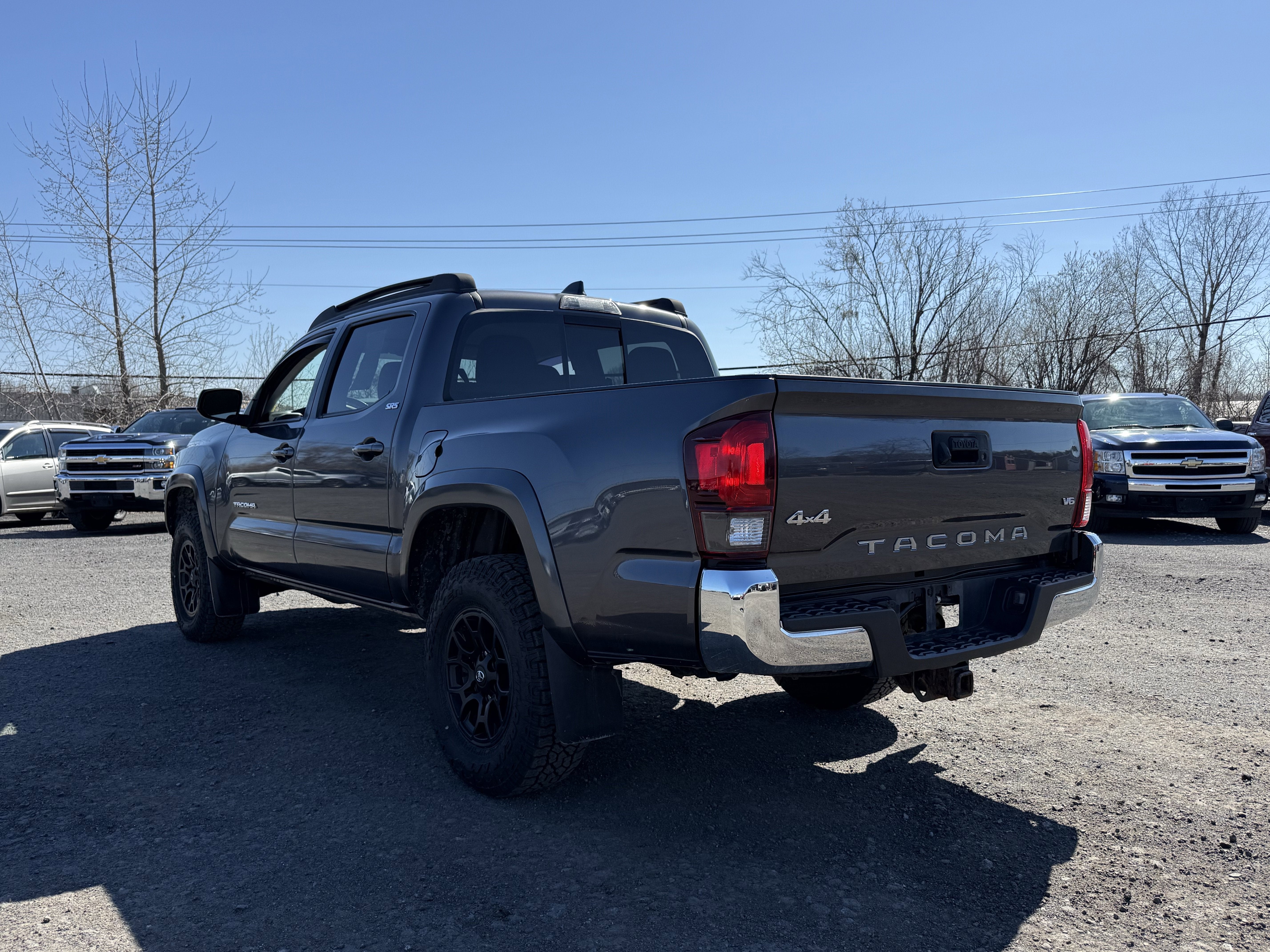 2022 Toyota Tacoma SR5 V6