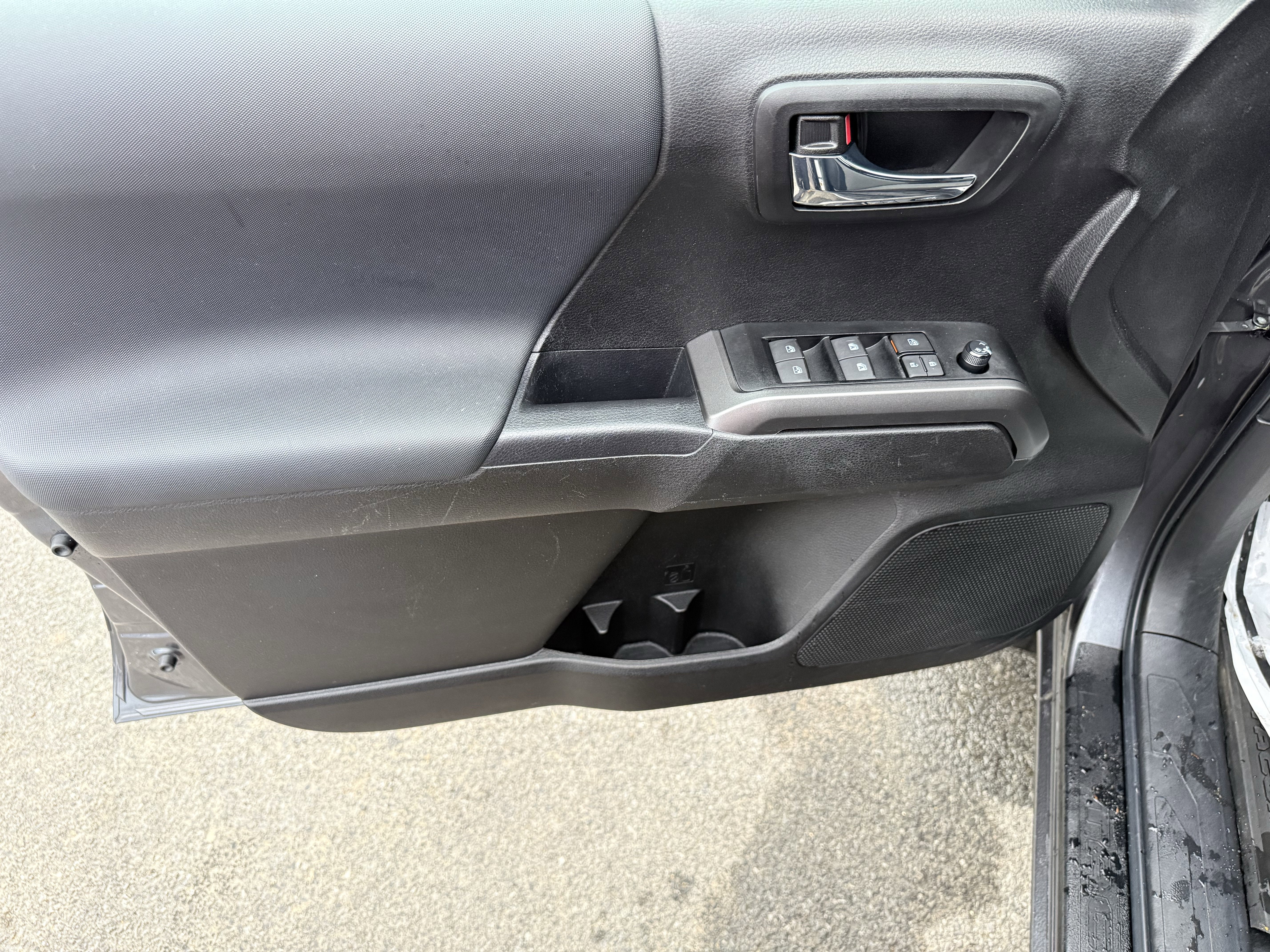 2023 Toyota Tacoma TRD Sport V6