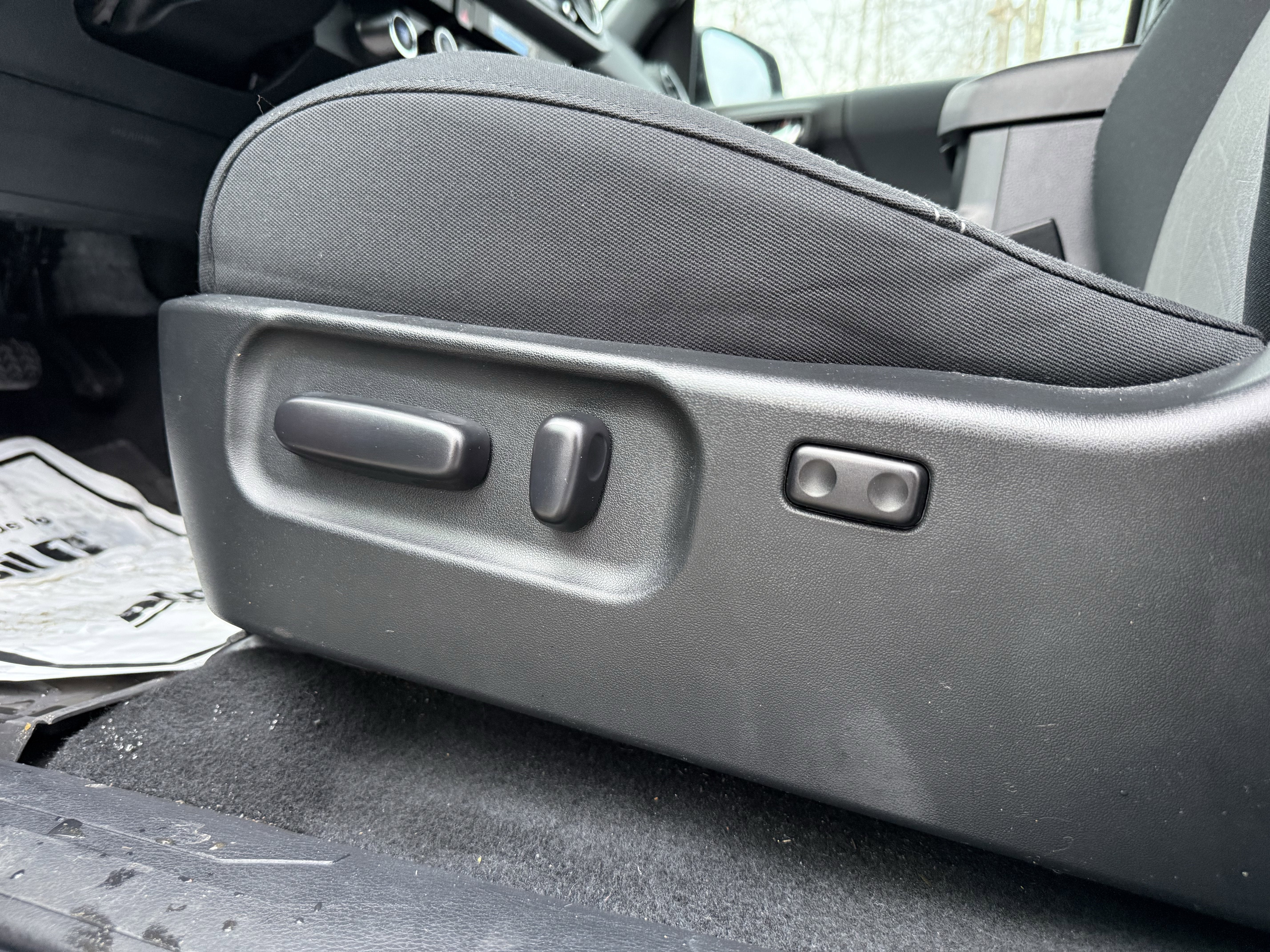 2023 Toyota Tacoma TRD Sport V6