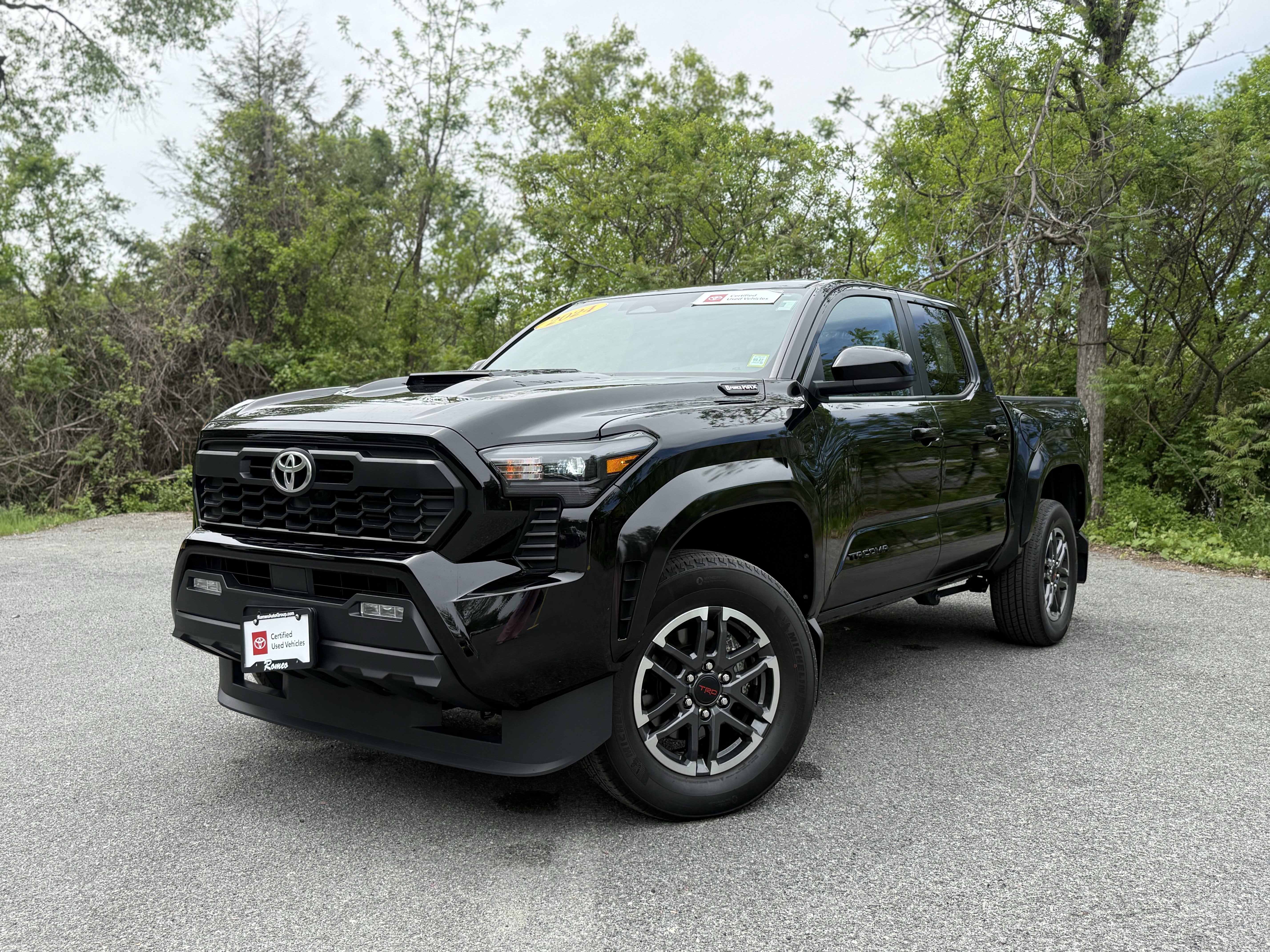 2024 Toyota Tacoma Hybrid TRD Sport