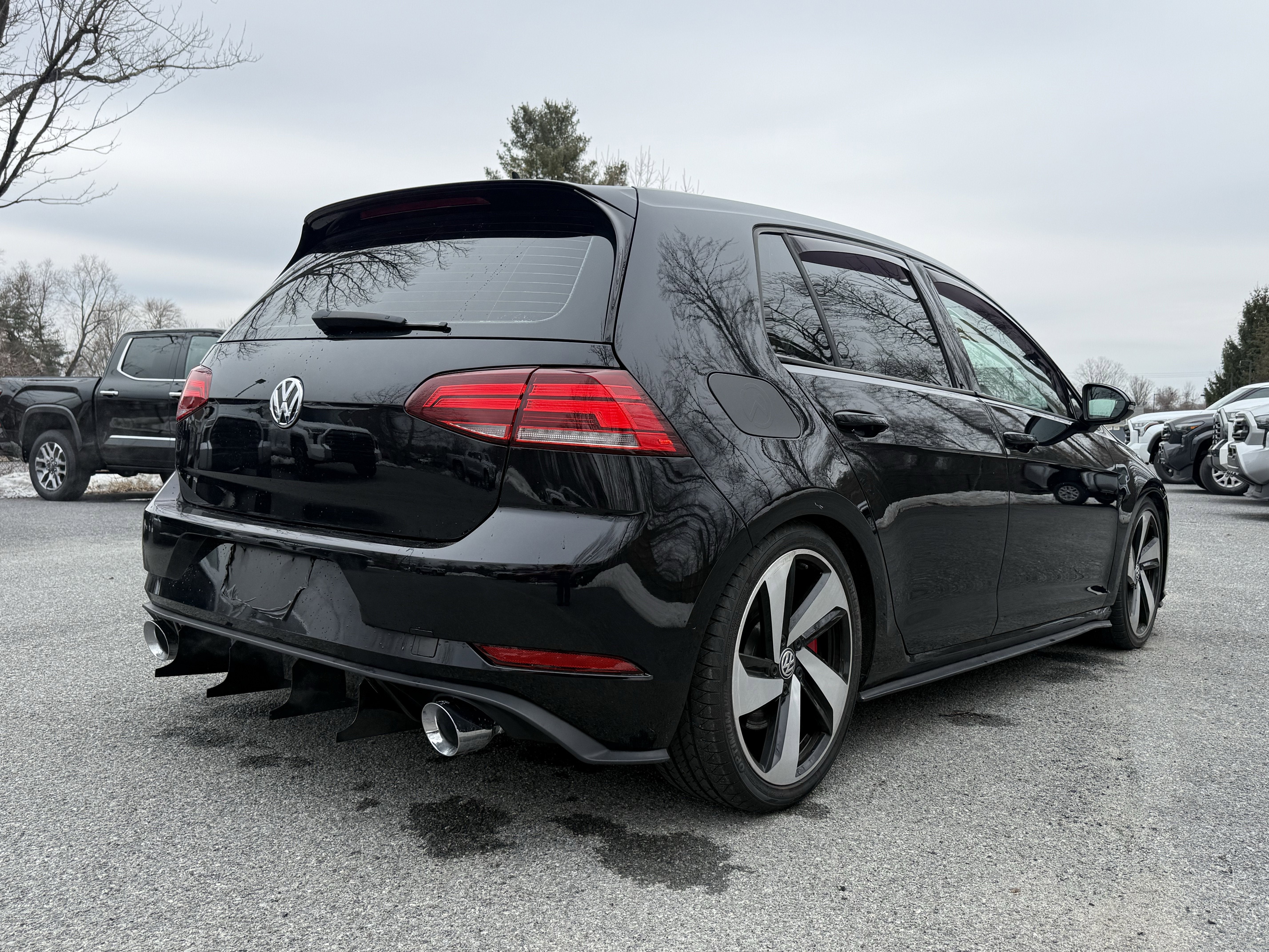 2020 Volkswagen Golf GTI Base