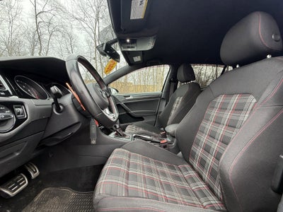 2020 Volkswagen Golf GTI Base