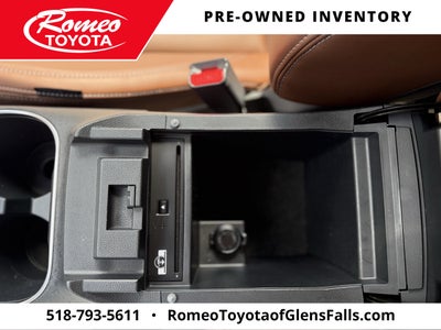 2022 Subaru Outback Touring