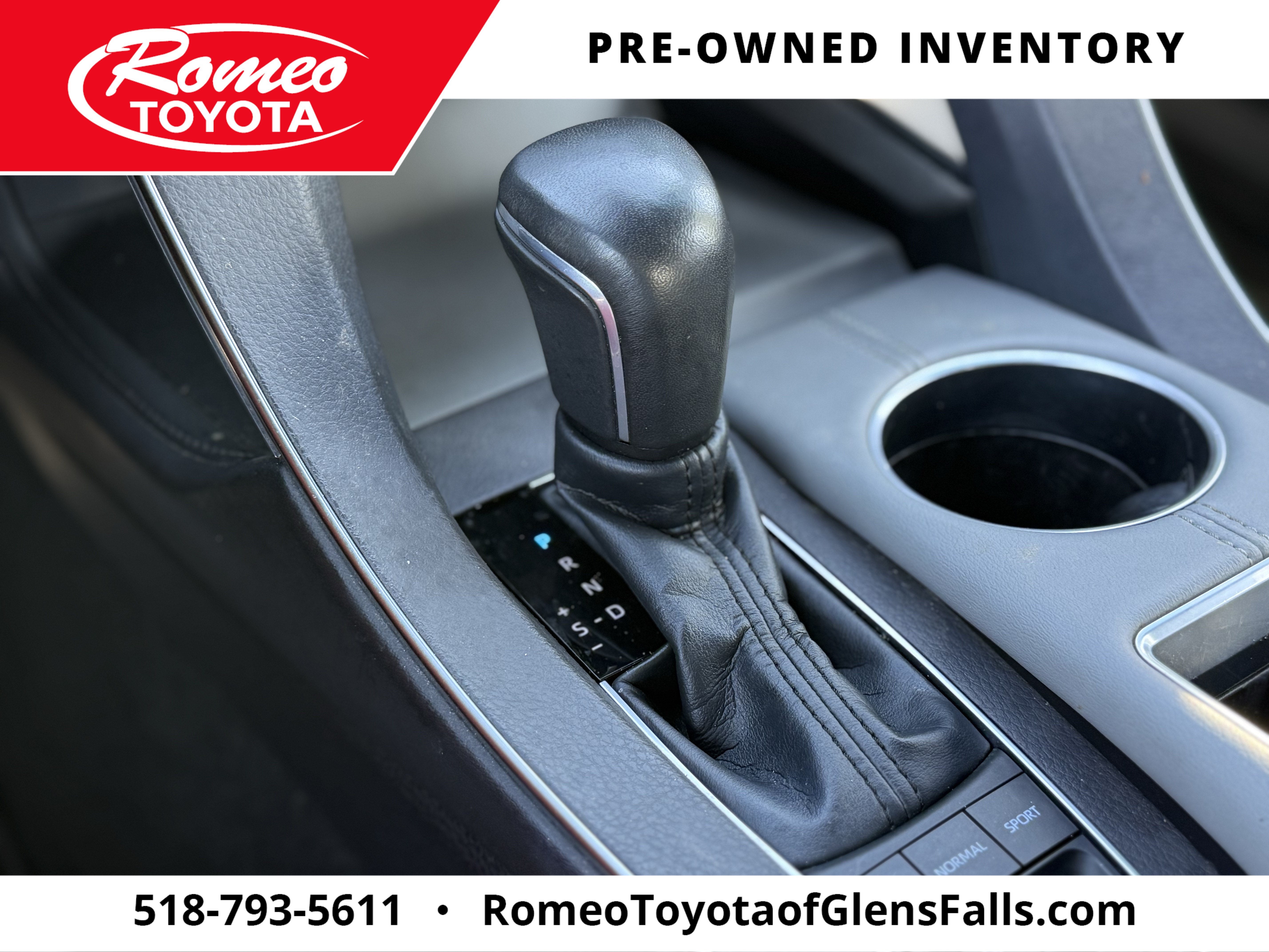 2019 Toyota Avalon Hybrid Limited