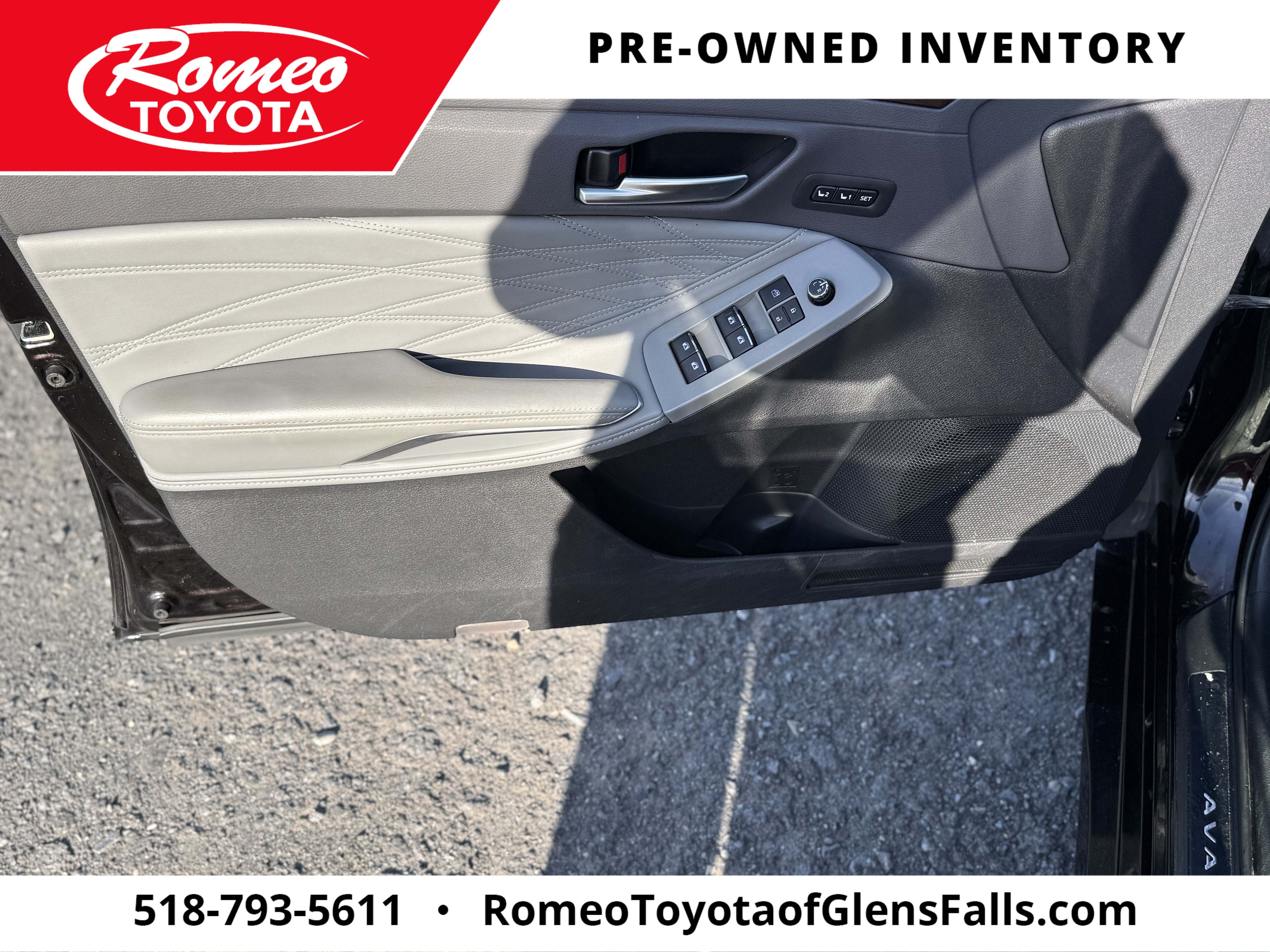 2019 Toyota Avalon Hybrid Limited