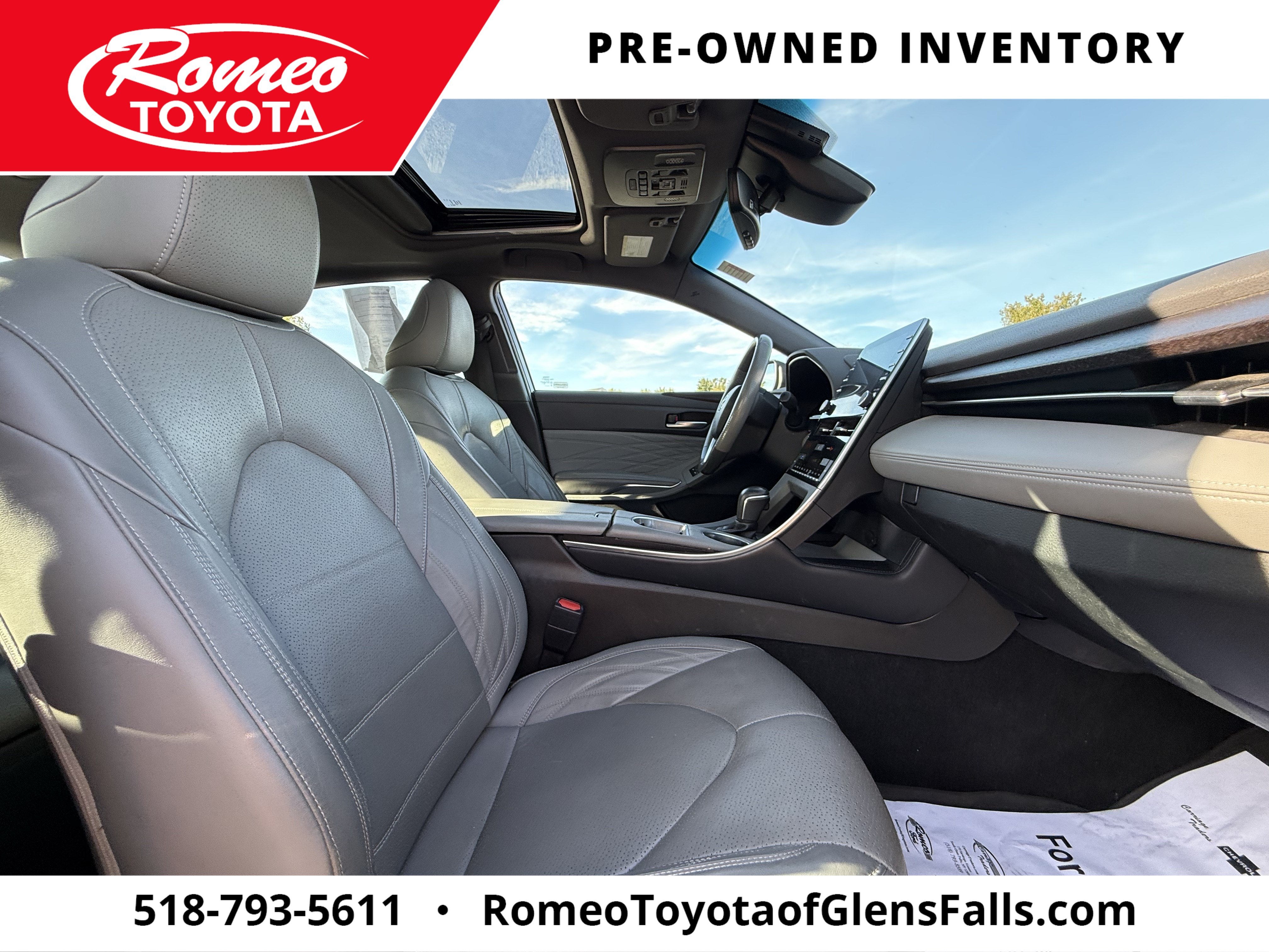 2019 Toyota Avalon Hybrid Limited