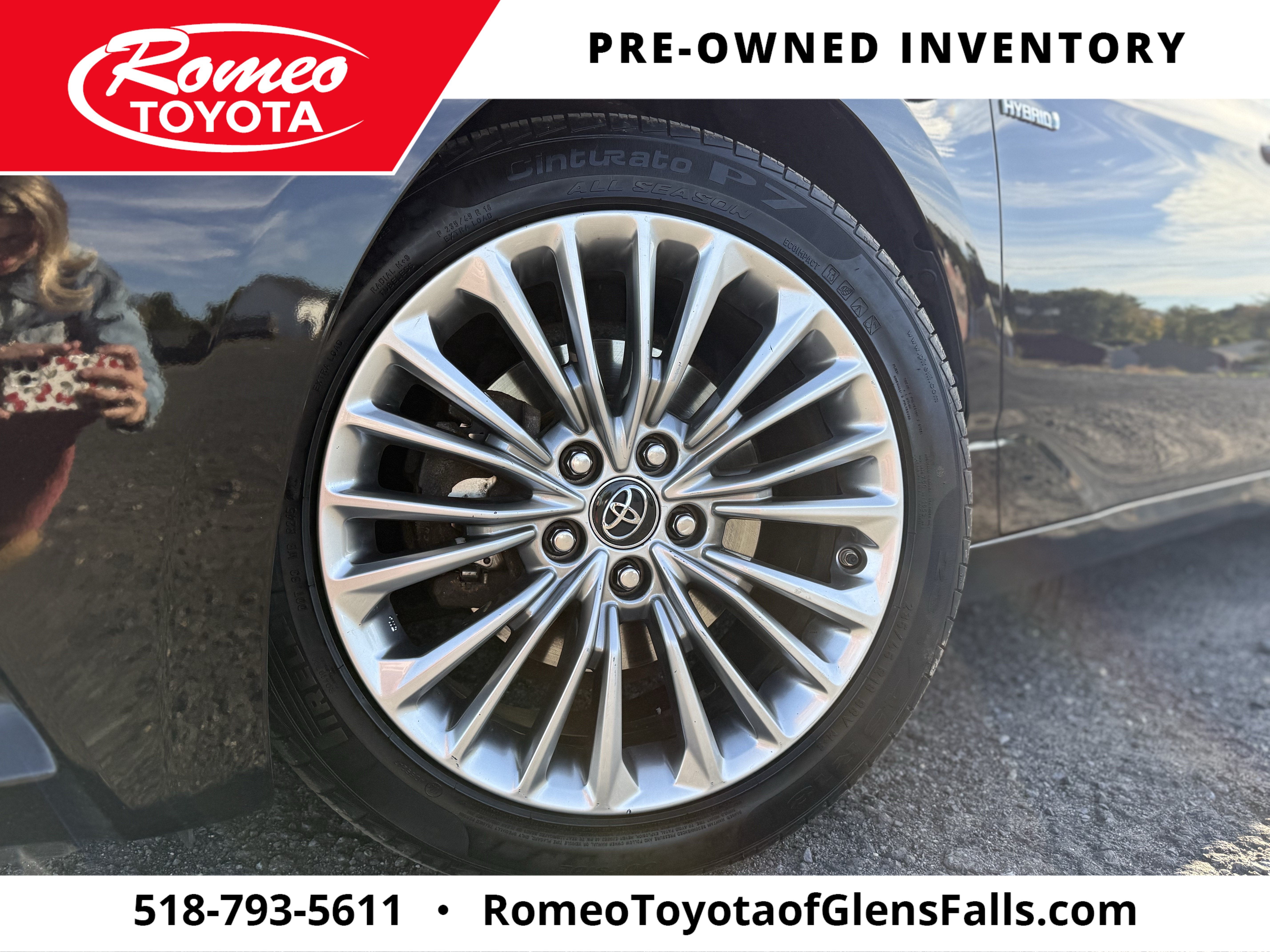 2019 Toyota Avalon Hybrid Limited