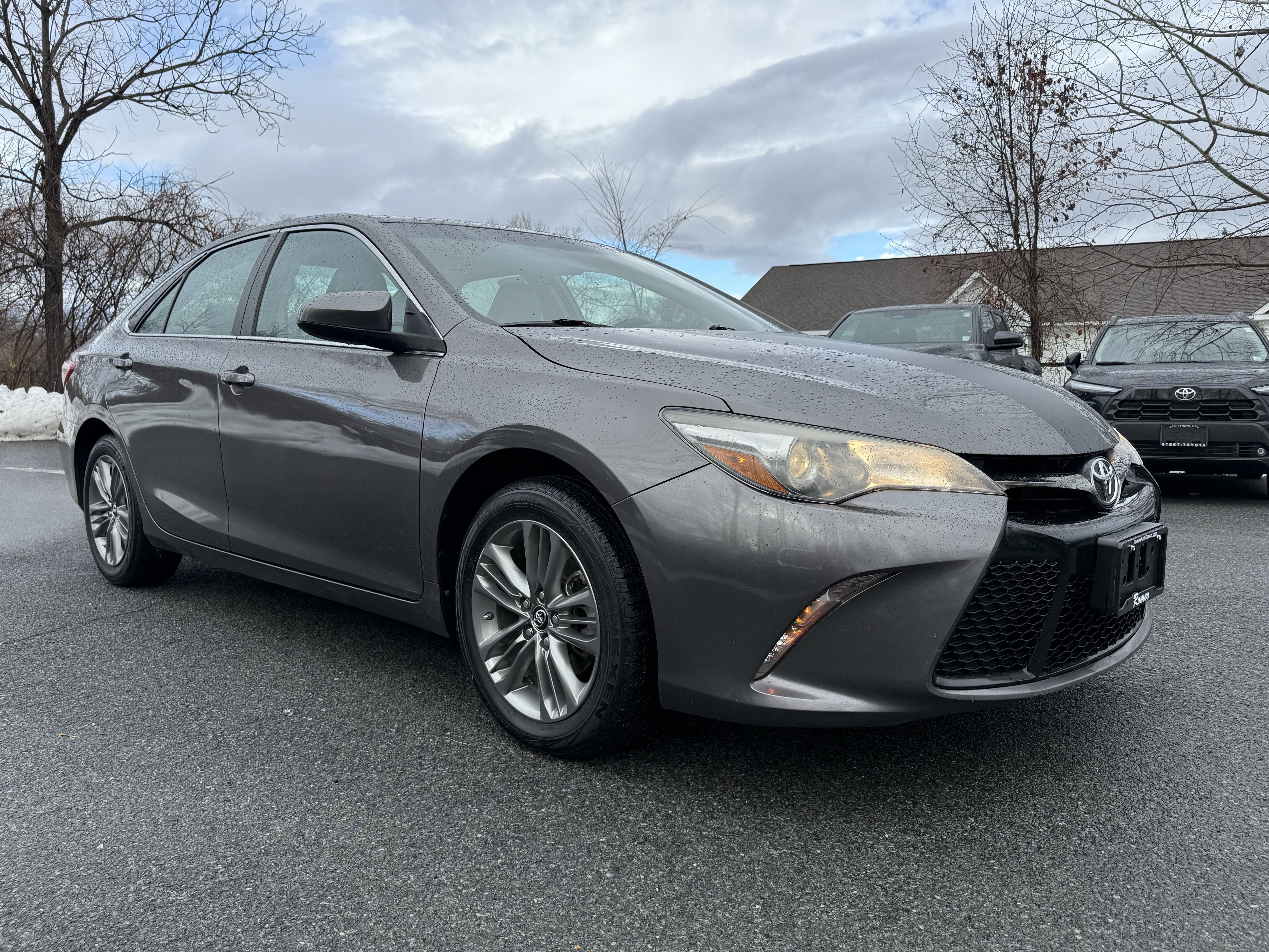 2017 Toyota Camry SE