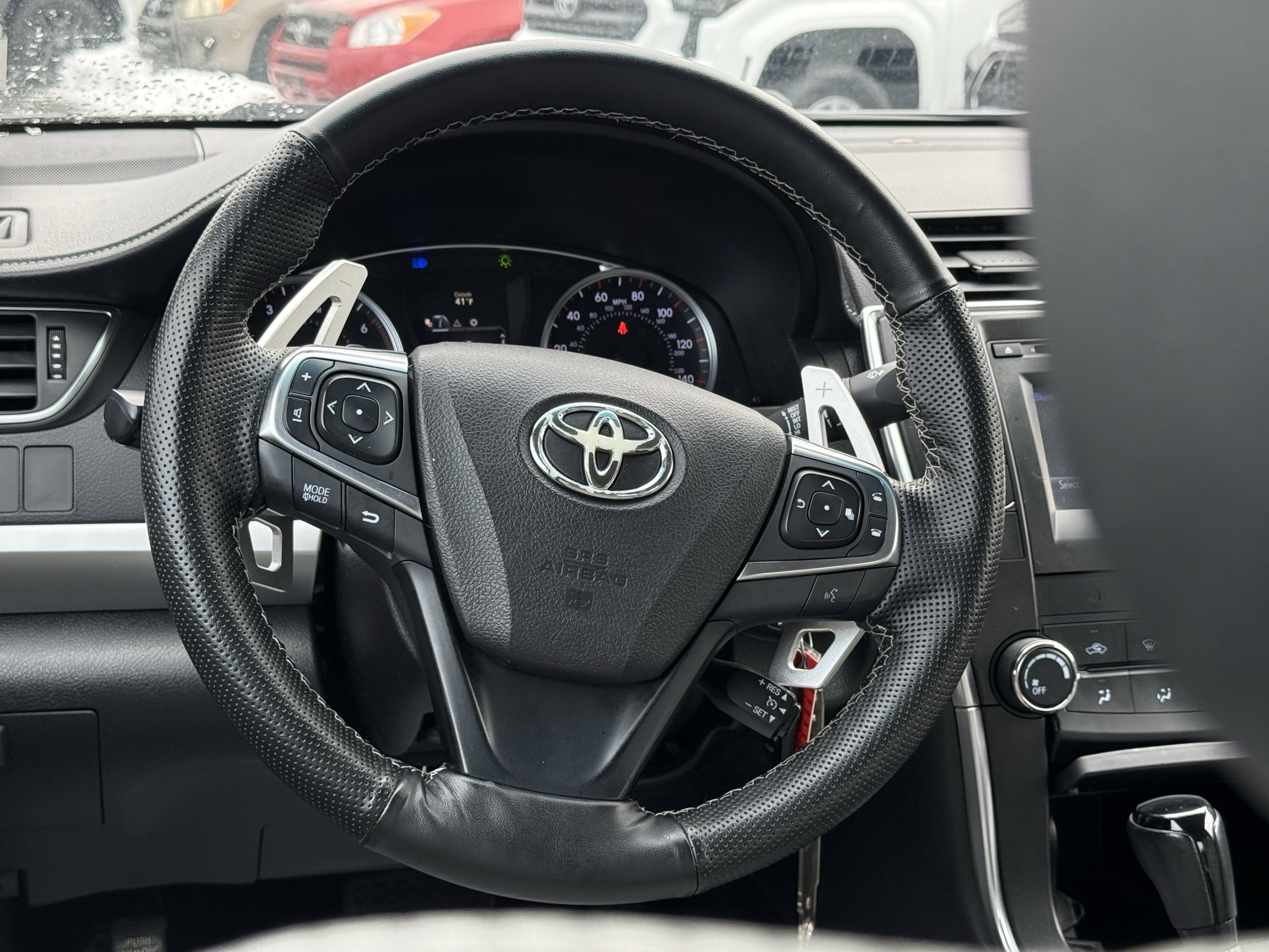 2017 Toyota Camry SE