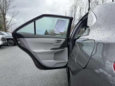 2017 Toyota Camry SE