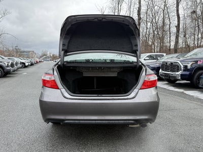 2017 Toyota Camry SE