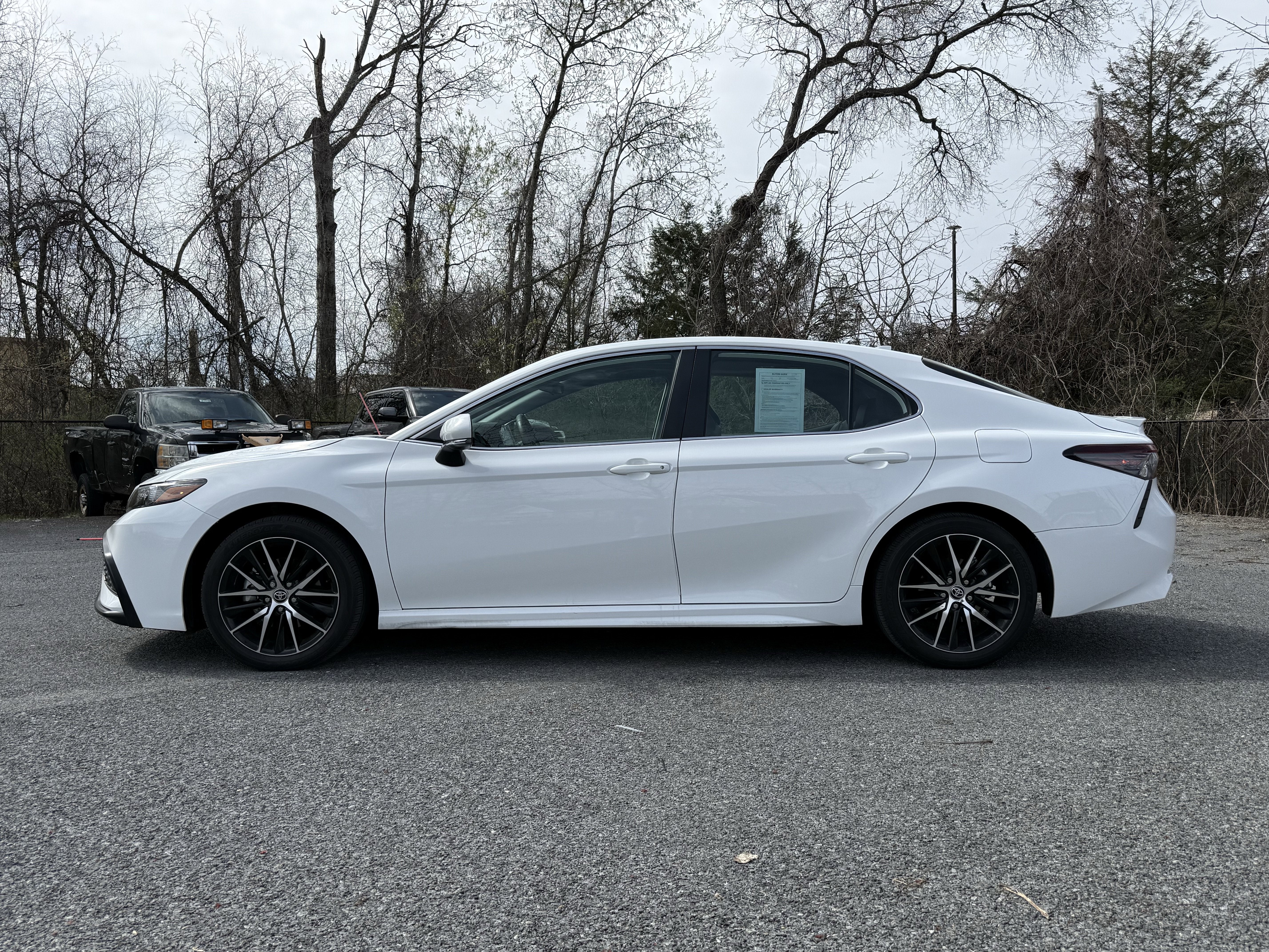 2024 Toyota Camry SE