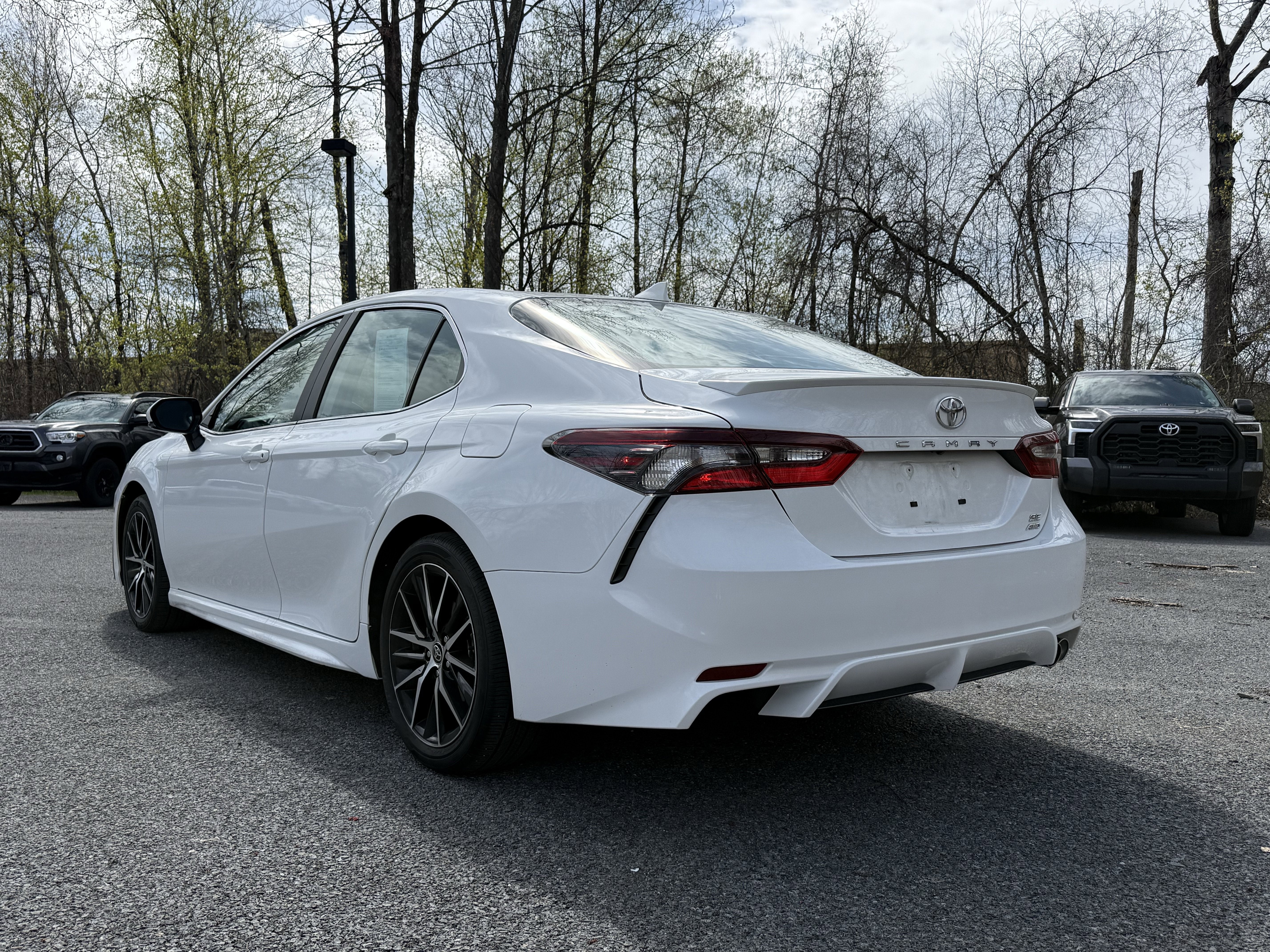 2024 Toyota Camry SE