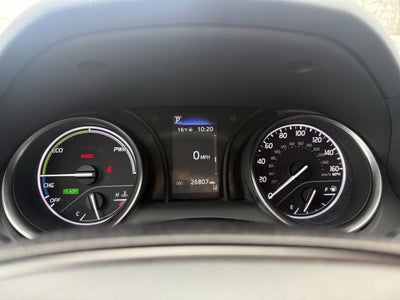2022 Toyota Camry Hybrid SE