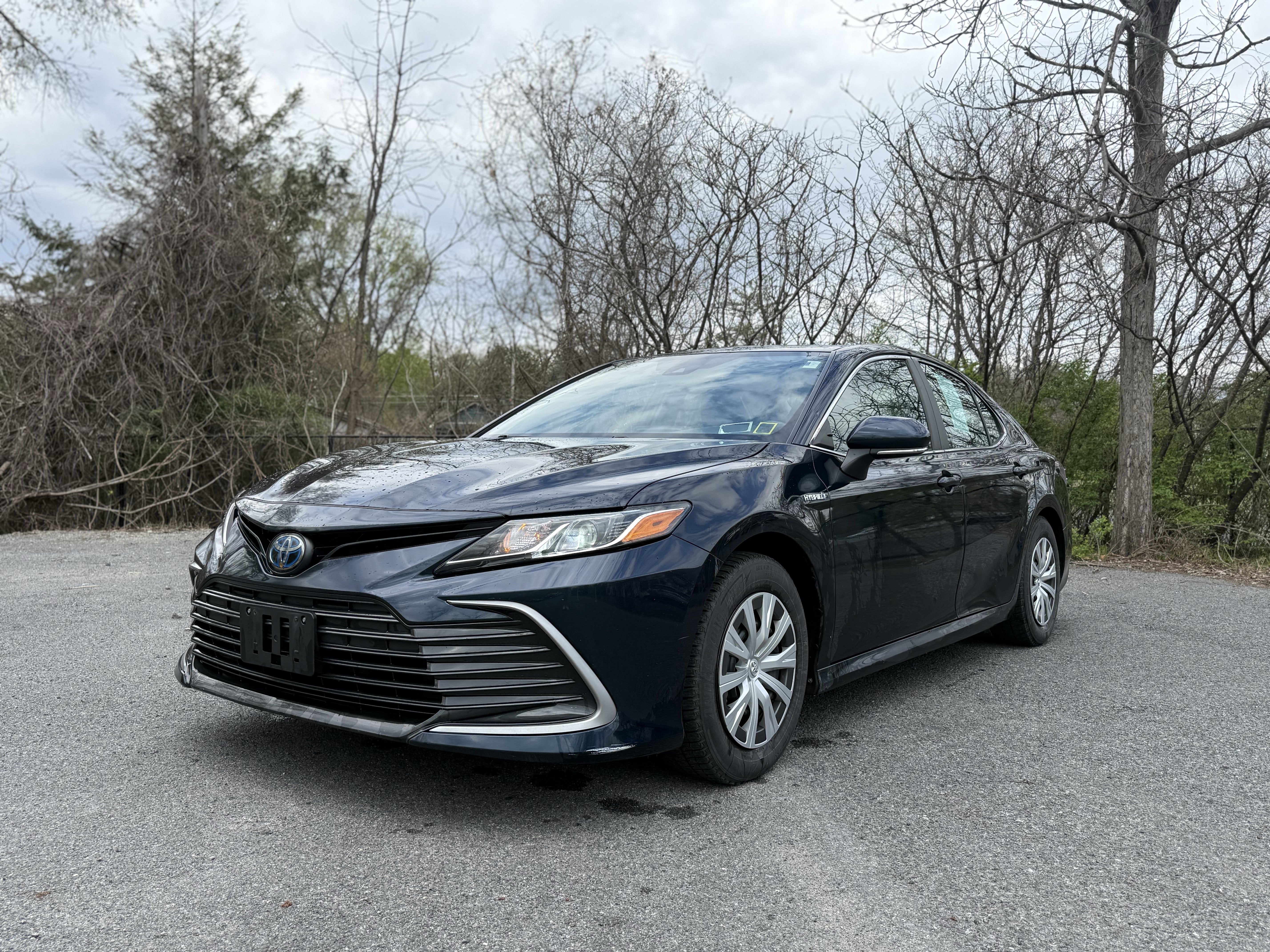 2021 Toyota Camry Hybrid LE