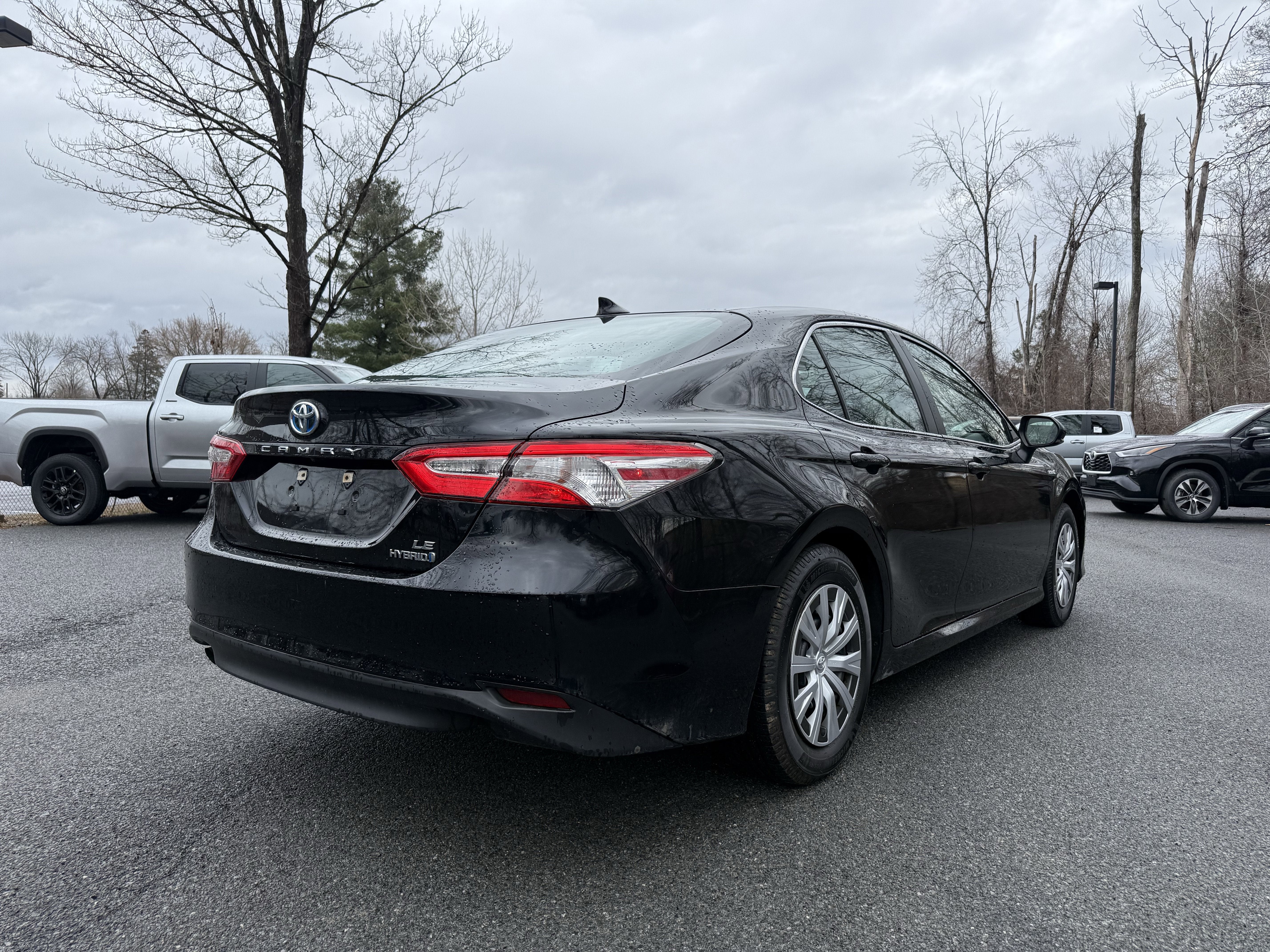 2020 Toyota Camry Hybrid LE