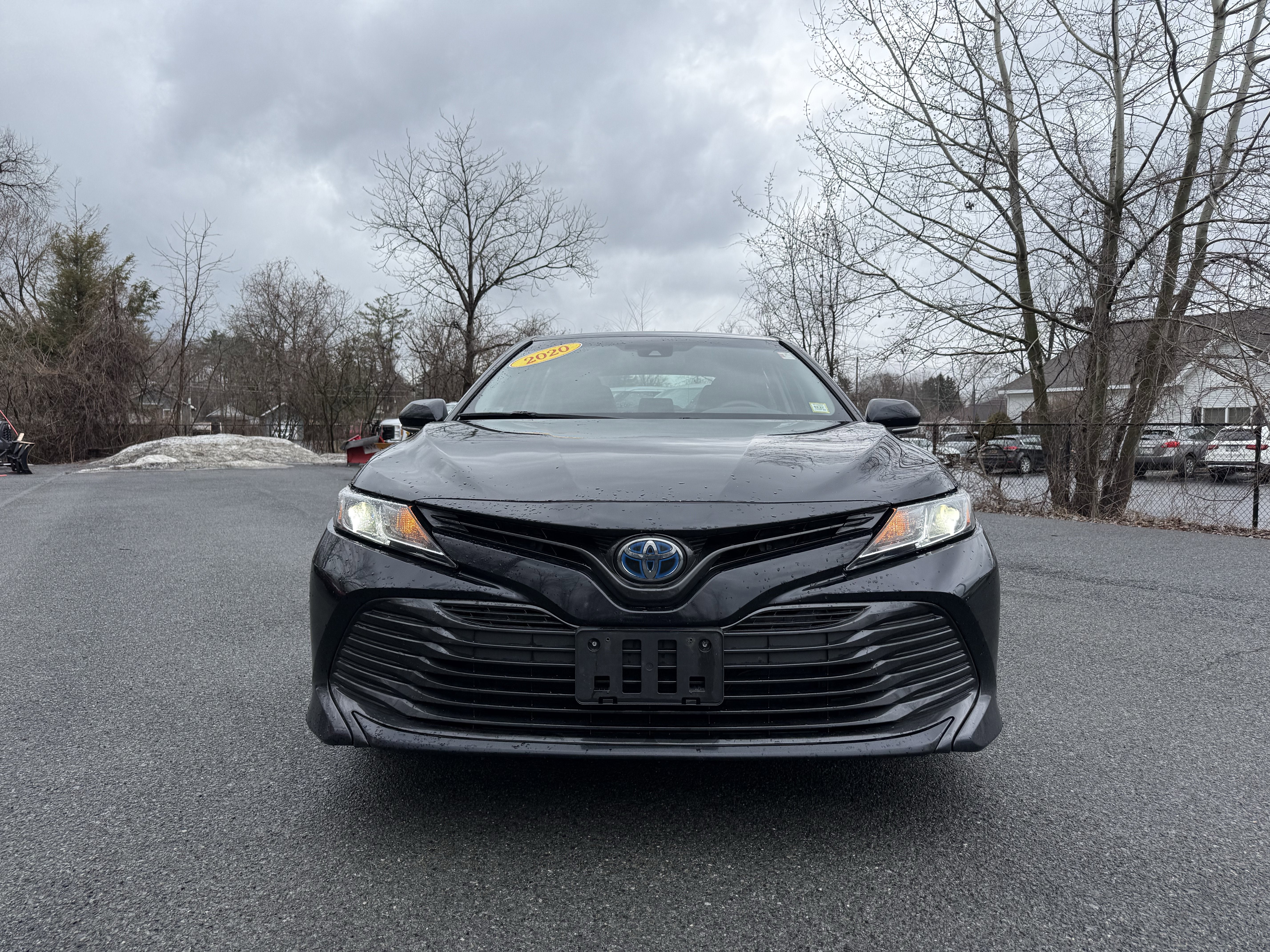 2020 Toyota Camry Hybrid LE