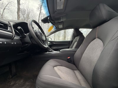 2020 Toyota Camry Hybrid LE