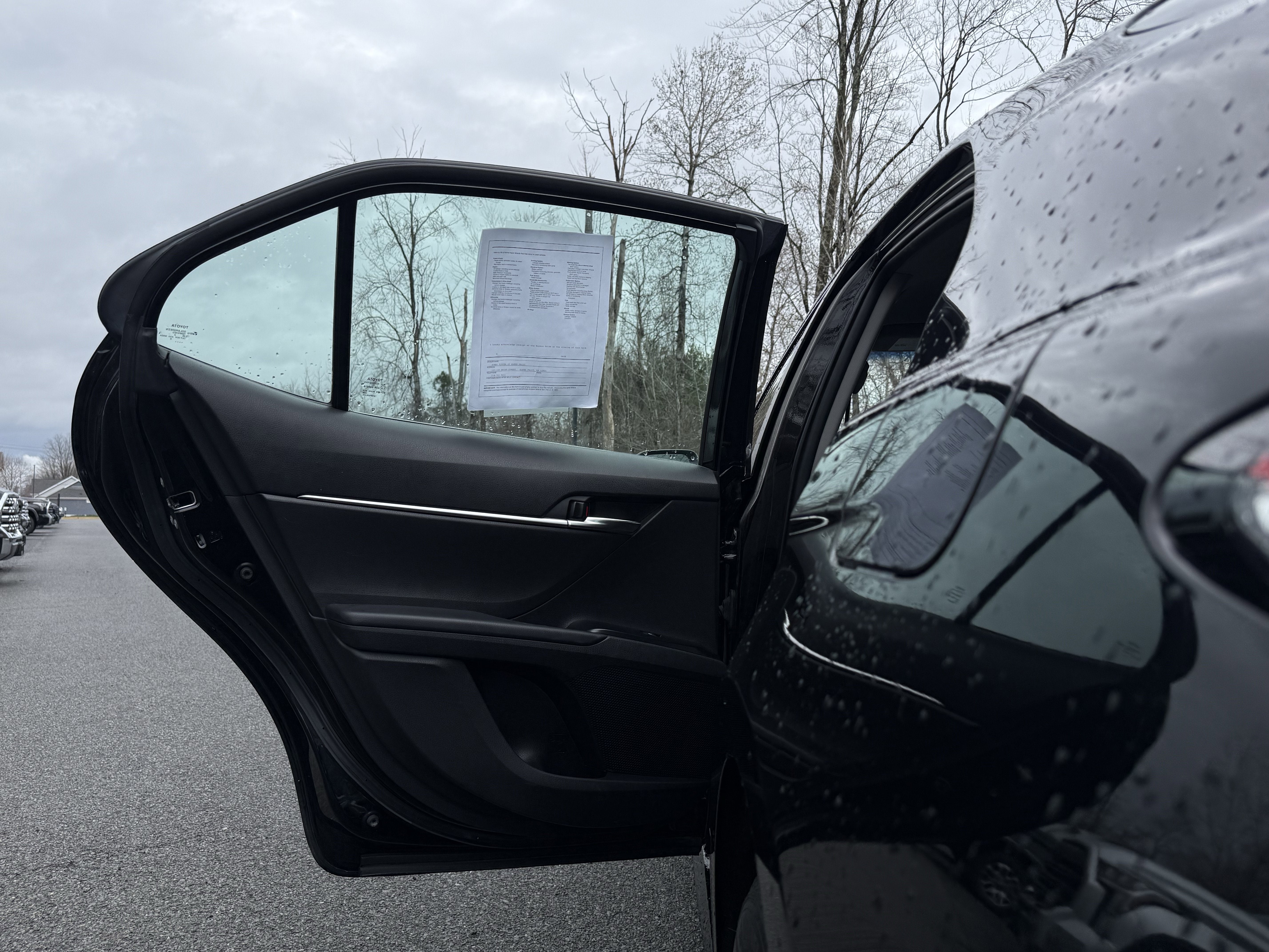 2020 Toyota Camry Hybrid LE