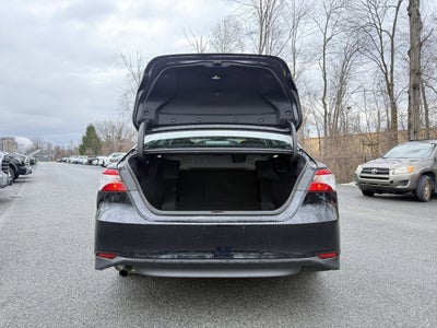 2020 Toyota Camry Hybrid LE