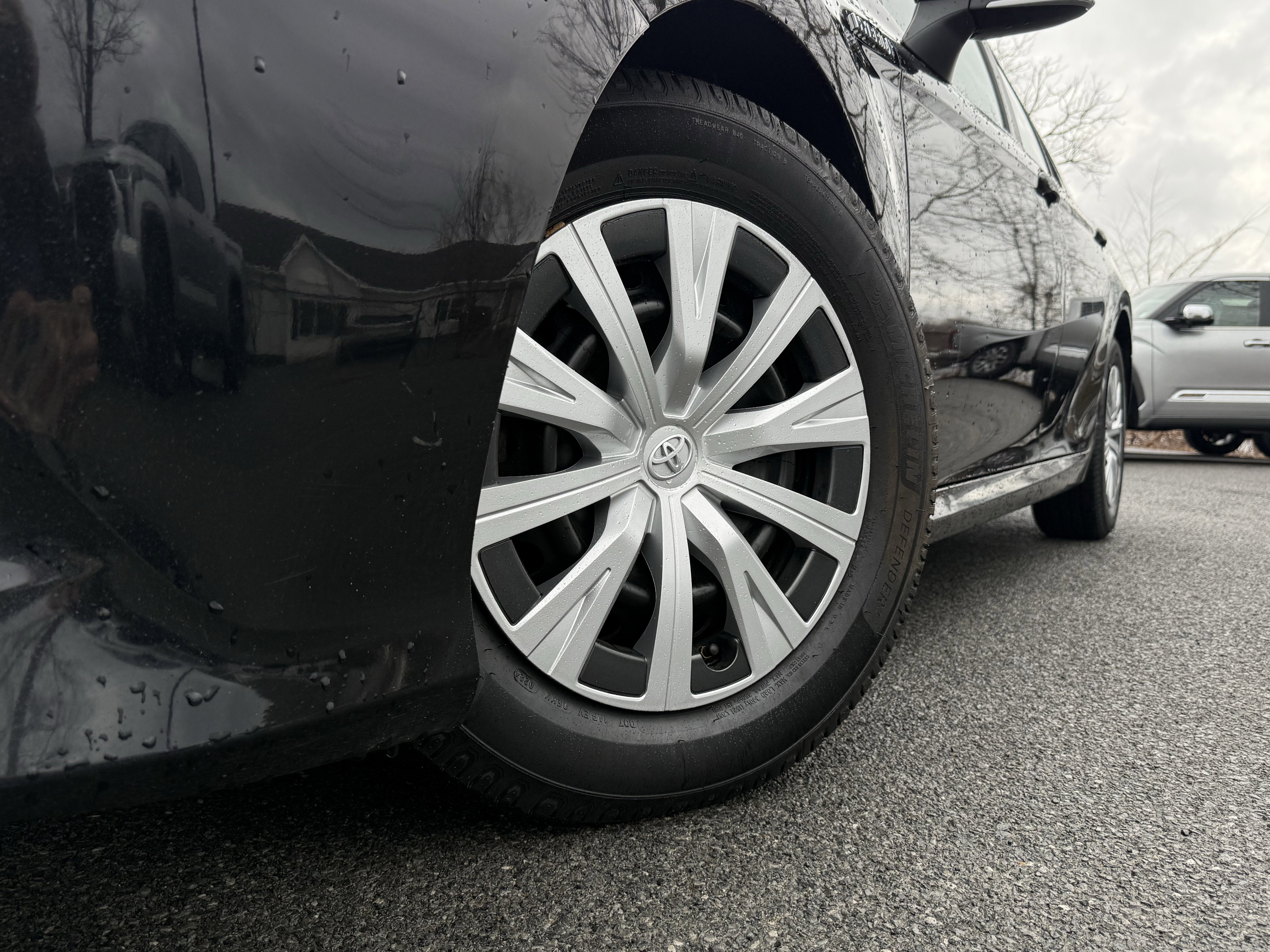 2020 Toyota Camry Hybrid LE